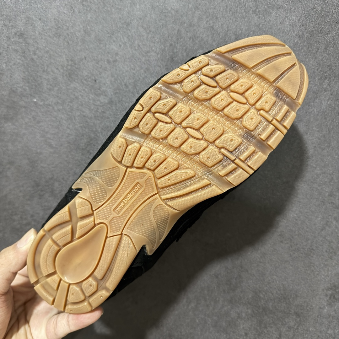 图片[9]-【公司级】MiuMiu缪缪 x New Balance NB530 联名复古运动休闲阿甘德训鞋 顶级礼盒版本 内里：原版进口羊皮里 鞋底：原版开模防滑生胶底 货号： ECAP523059B 尺码：36 36.5 37.5 38 38.5 39 40 40.5 41 42 42.5 43 44 44.5 45-选品中心