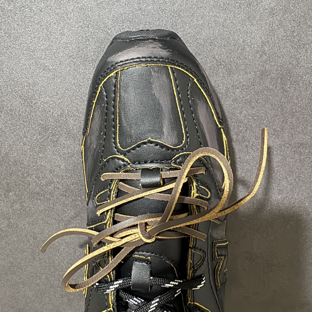 图片[5]-【公司级】MiuMiu缪缪 x New Balance NB530 联名复古运动休闲阿甘德训鞋 顶级礼盒版本 内里：原版进口羊皮里 鞋底：原版开模防滑生胶底 货号： ECAP523059B 尺码：36 36.5 37.5 38 38.5 39 40 40.5 41 42 42.5 43 44 44.5 45-选品中心