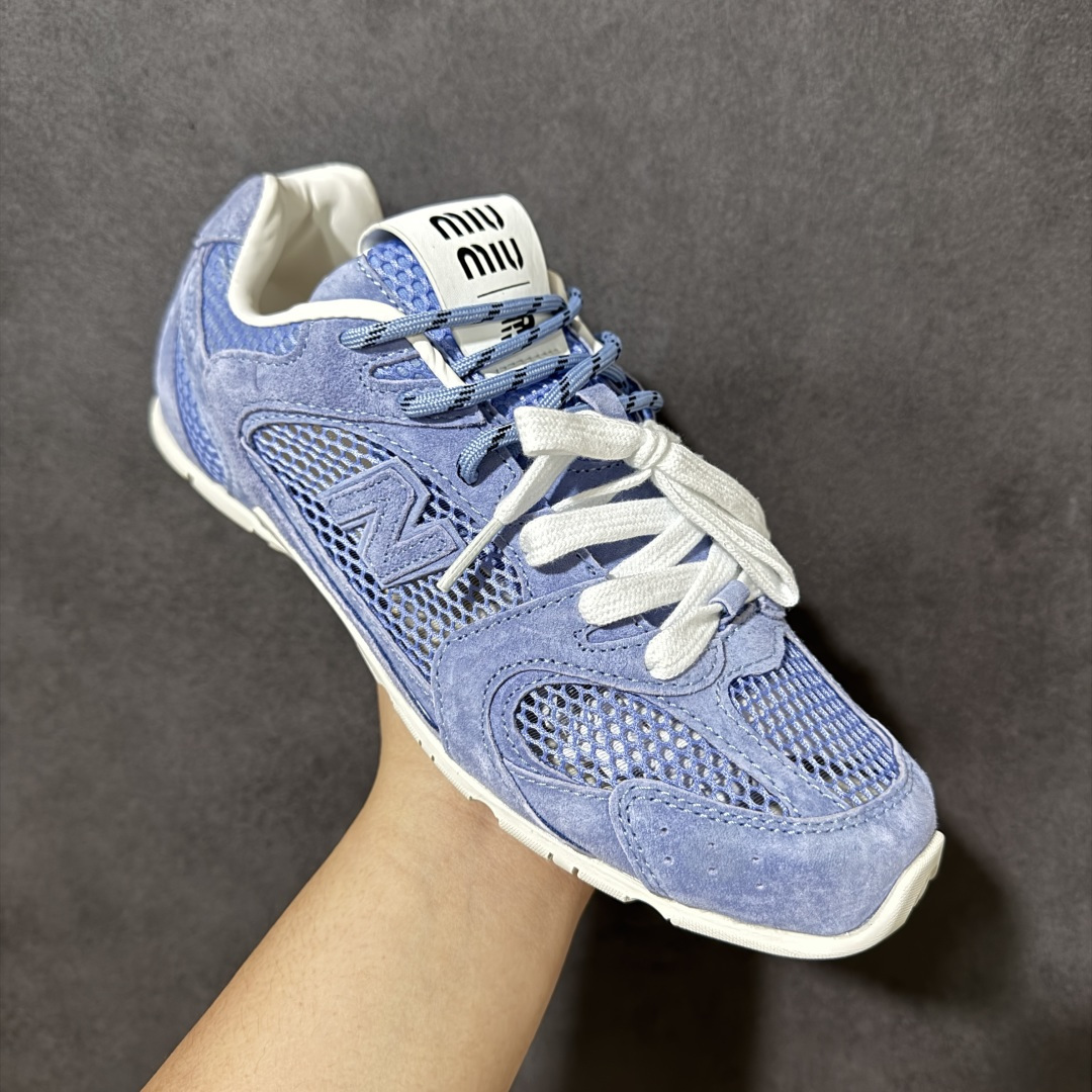 图片[3]-【公司级】MiuMiu缪缪 x New Balance NB530 联名复古运动休闲阿甘德训鞋 顶级礼盒版本 内里：原版进口羊皮里 鞋底：原版开模防滑生胶底 货号： ECAP523059B 尺码：36 36.5 37.5 38 38.5 39 40 40.5 41 42 42.5 43 44 44.5 45-选品中心