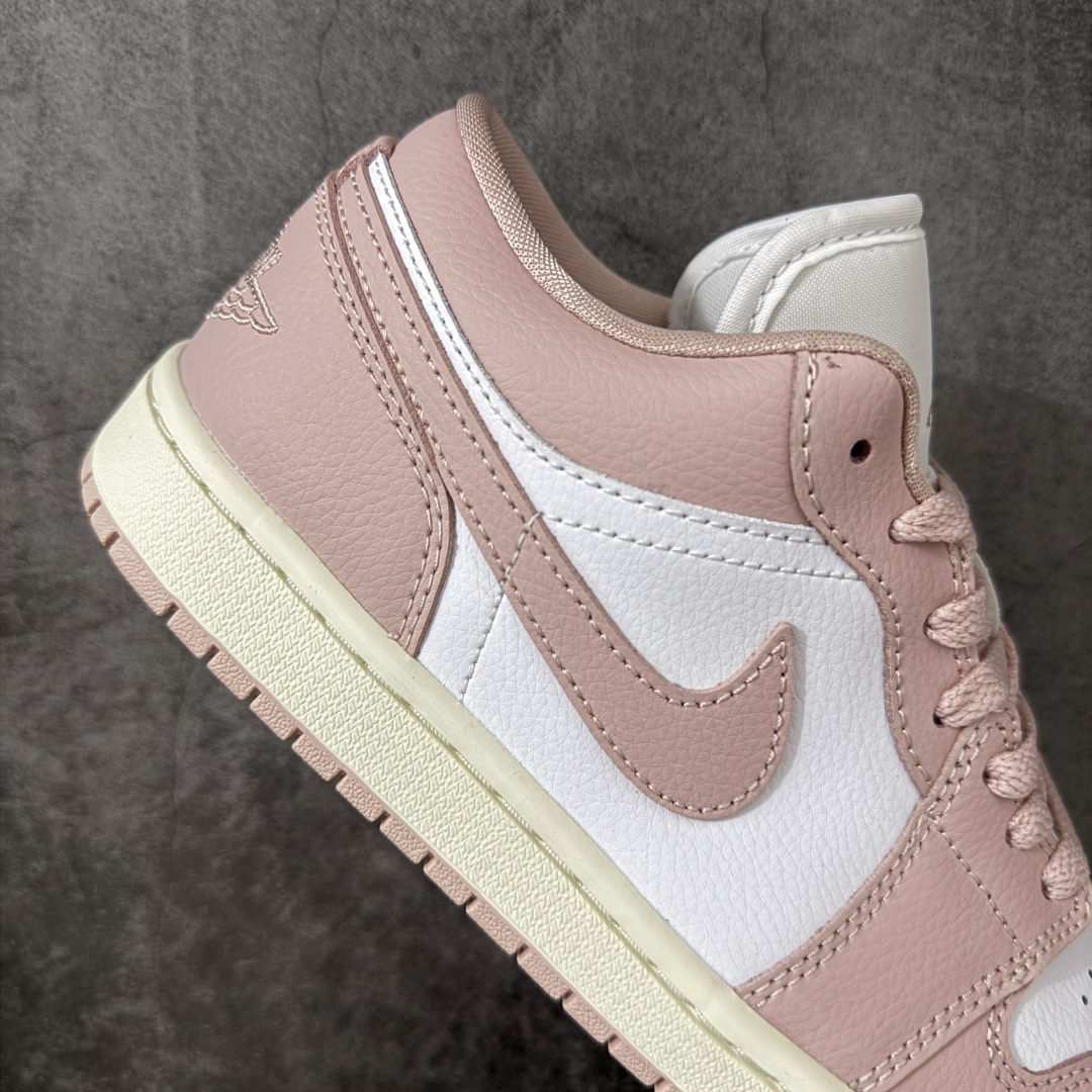 图片[7]-【DT纯原】Air Jordan Low AJ1 乔1粉白色 低帮文化休闲运动板鞋 DC0774-162  市面中低帮最具代表性版本没有之一 口碑大厂出品 品控大底版型不断改良更新 全套原纸板楦头开发 确保原汁原味 完美呈现版型 完美零毛边处理 原厂内置全掌气垫 价格定位良心 平台专用代工流水线出品 一眼公司既视感 拿到手的一瞬间就与众不同 碾压市面所有版本 全部原鞋开发 每一个配色都会采购原鞋确认细节 打破市面看图做货无好货之说 尺码：35.5-46-选品中心