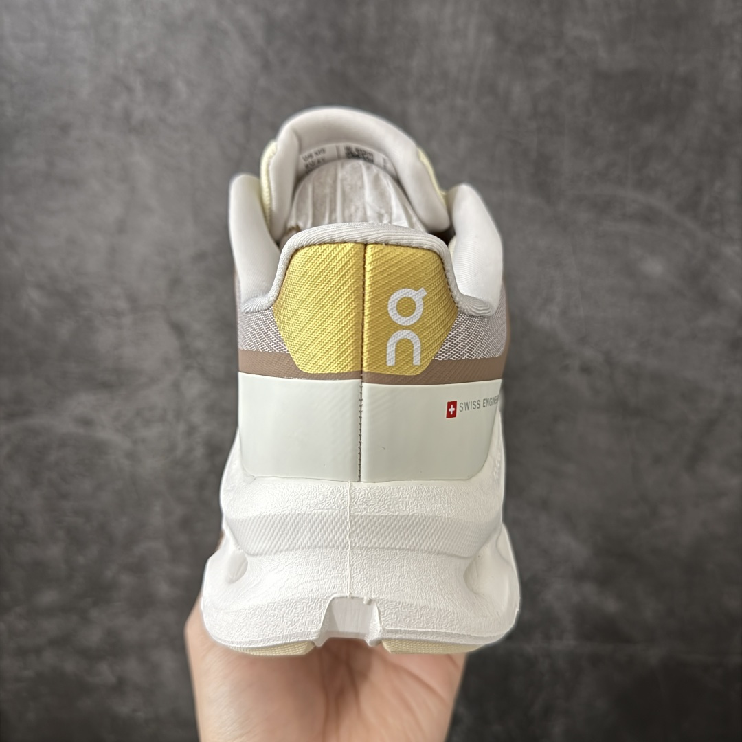 图片[4]-【YH版本】昂跑On Cloudtitl 新品男女同款防水缓震徒步鞋厚底增高运动老爹鞋 云模块高弹eva十橡胶组合，缓震回弹双效合一，抓地力及耐磨性兼备原装进口织物鞋面，厚实兼备透气性，同步原版高频压印及压胶处理，3m反光加持缓震性能提升：cloudtilt 2.0采用了先进的缓震技术，能够有效减少跑步时对关节的冲击，保护运动者的健康。其独特的缓震系统设计能够提供稳定的支撑，确保跑者在跑道上尽情释潜能。 这款运动鞋注重透气性和舒适性，采用轻盈透气的材料，确保双脚在奔跑中感受自由和快感。紧密贴合脚型的设计，提供稳定的支撑，让跑者在奔跑中更加自如。 男码货号3MG10273686 尺码：36 36.5 37 38 38.5 39 40 40.5 41 42 42.5 43 44 44.5 45-选品中心