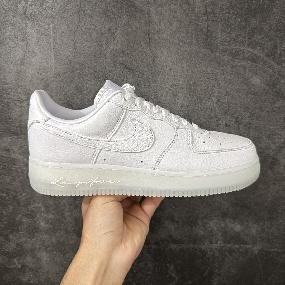 【GX纯原】Nocta x NK Air Force 1 Low \'07 空军一号低帮经典板鞋 克罗心Drake 联名 CZ8065-101 顶级空军 皮料质感可媲美原版 细节吊打市场其他代号版本 全鞋电脑针车 工整有序 原厂港宝加持完美还原灵魂版型 原盒原配从里到外百分百还原 原厂全头层原厂皮料 原标原盒 内置Sole气垫 中底白色背胶 中底划线 已经无限的接近公司 原厂楦头 原厂刺绣 后跟弧度修正 正确中底四线防伪 尺码：40 40.5 41 42 42.5 43 44 44.5 45 46 47.5 48.5-选品中心