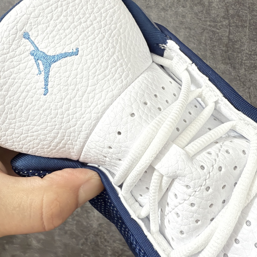 图片[5]-【XP纯原】Air Jordan AJ13 2026复刻版海军蓝 猫眼 IW3808-400 国内专业外贸AJ大厂出品 原厂楦头纸板 原厂皮料打造 3D变色原厂猫眼 真碳板 内置前后双气垫 外贸大厂纯原出品 原鞋开发 版型近乎零偏差 采购原厂皮料 LOGO五金部件高价开发私模 杜绝一眼假版本 #原鞋1：1开模大底共3层贴合工艺 三层中间加入海玻璃缓震鞋垫 大底采用进口一次MD而非市面二次MD低价原料成型 进口MD材料异味较少比原鞋还少 市面异味大刺鼻 尺码：40 40.5 41 42 42.5 43 44 44.5 45 46 47.5-选品中心