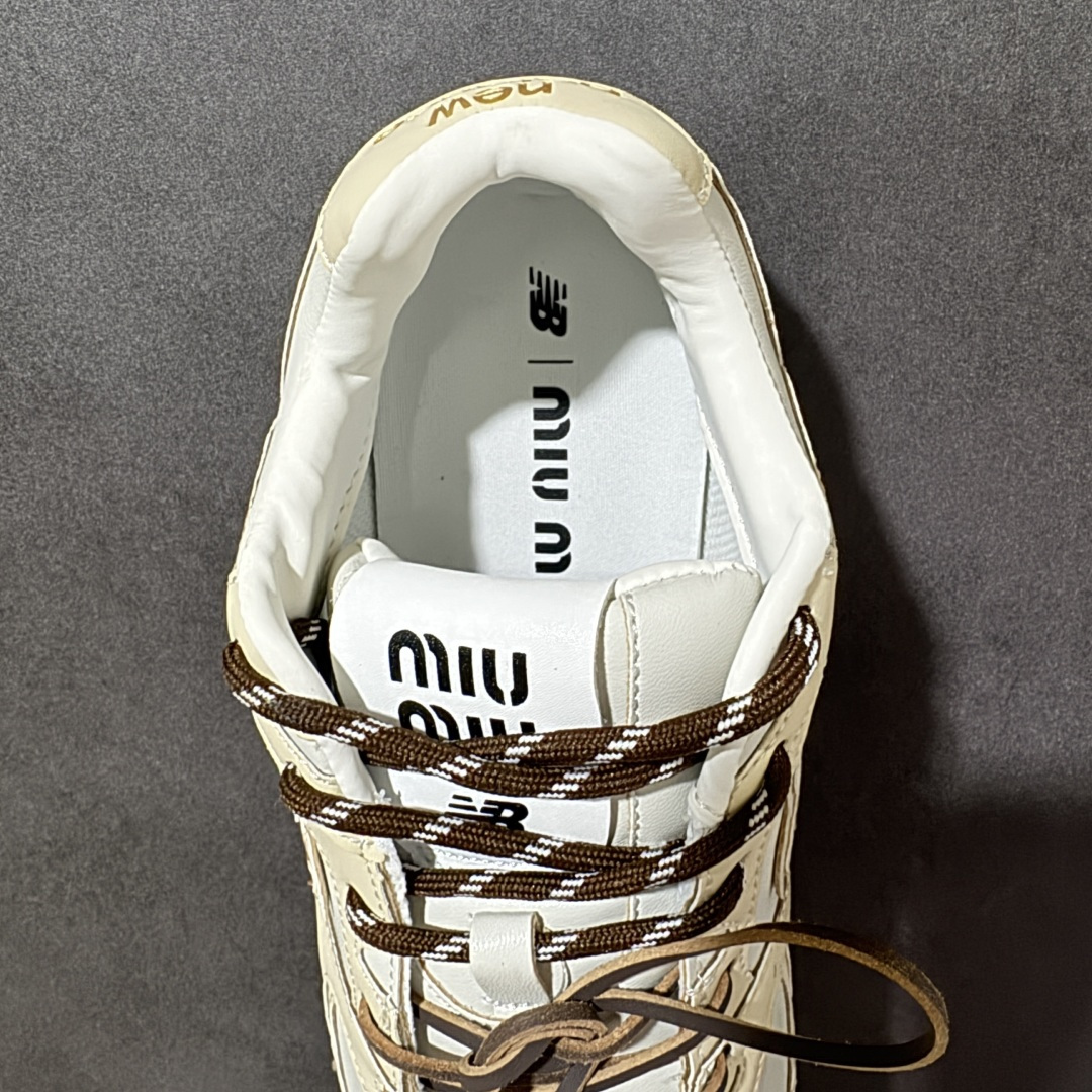 图片[6]-【公司级】MiuMiu缪缪 x New Balance NB530 联名复古运动休闲阿甘德训鞋 顶级礼盒版本 内里：原版进口羊皮里 鞋底：原版开模防滑生胶底 货号： ECAP523059B 尺码：36 36.5 37.5 38 38.5 39 40 40.5 41 42 42.5 43 44 44.5 45-选品中心