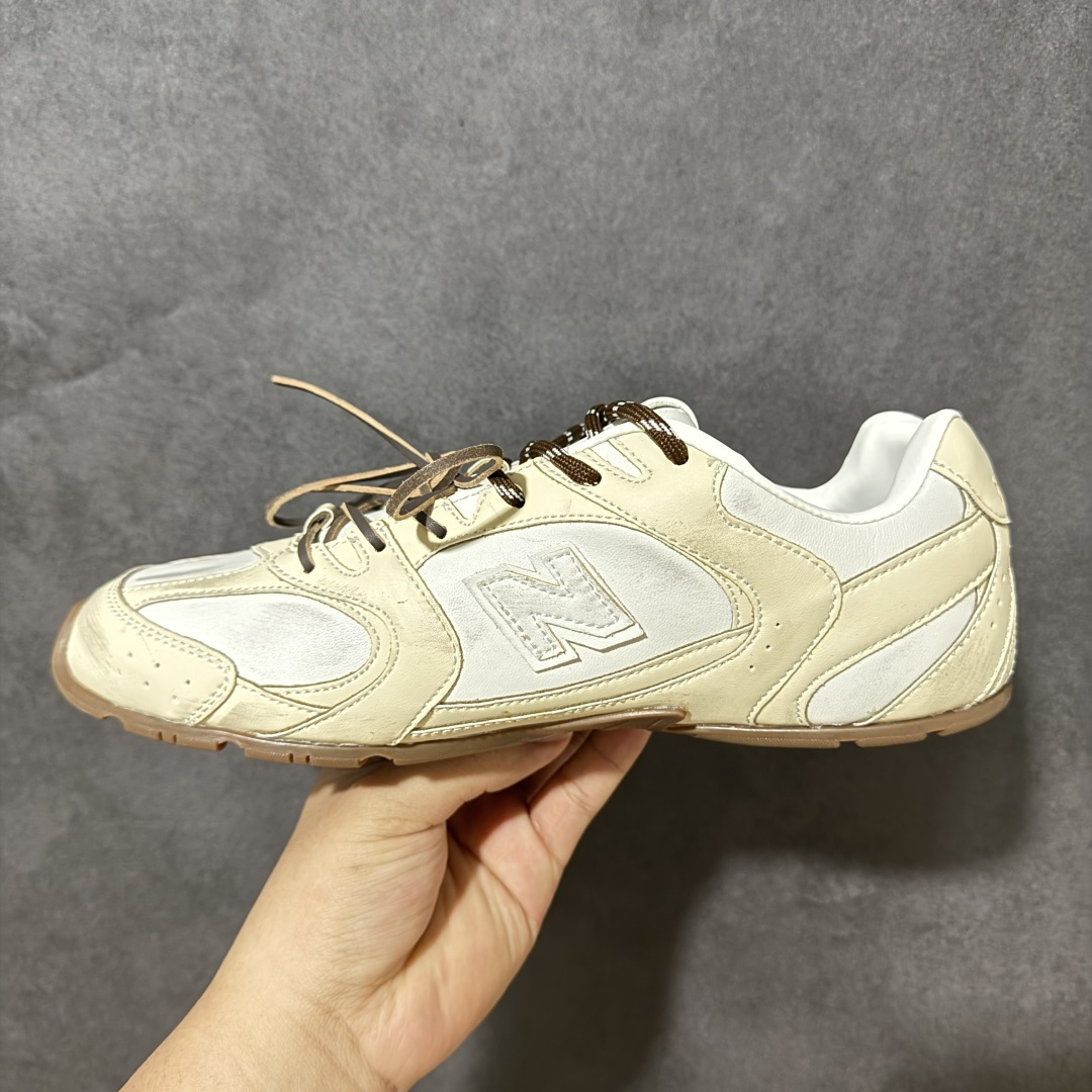 图片[2]-【公司级】MiuMiu缪缪 x New Balance NB530 联名复古运动休闲阿甘德训鞋 顶级礼盒版本 内里：原版进口羊皮里 鞋底：原版开模防滑生胶底 货号： ECAP523059B 尺码：36 36.5 37.5 38 38.5 39 40 40.5 41 42 42.5 43 44 44.5 45-选品中心