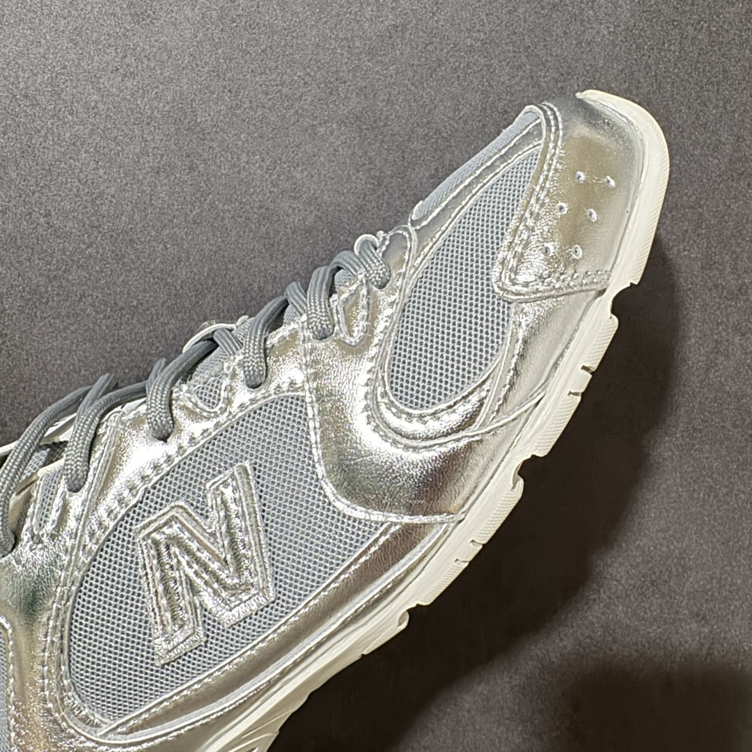 图片[8]-【公司级】MiuMiu缪缪 x New Balance NB530 联名复古运动休闲阿甘德训鞋 顶级礼盒版本 内里：原版进口羊皮里 鞋底：原版开模防滑生胶底 货号： ECAP523059B 尺码：36 36.5 37.5 38 38.5 39 40 40.5 41 42 42.5 43 44 44.5 45-选品中心