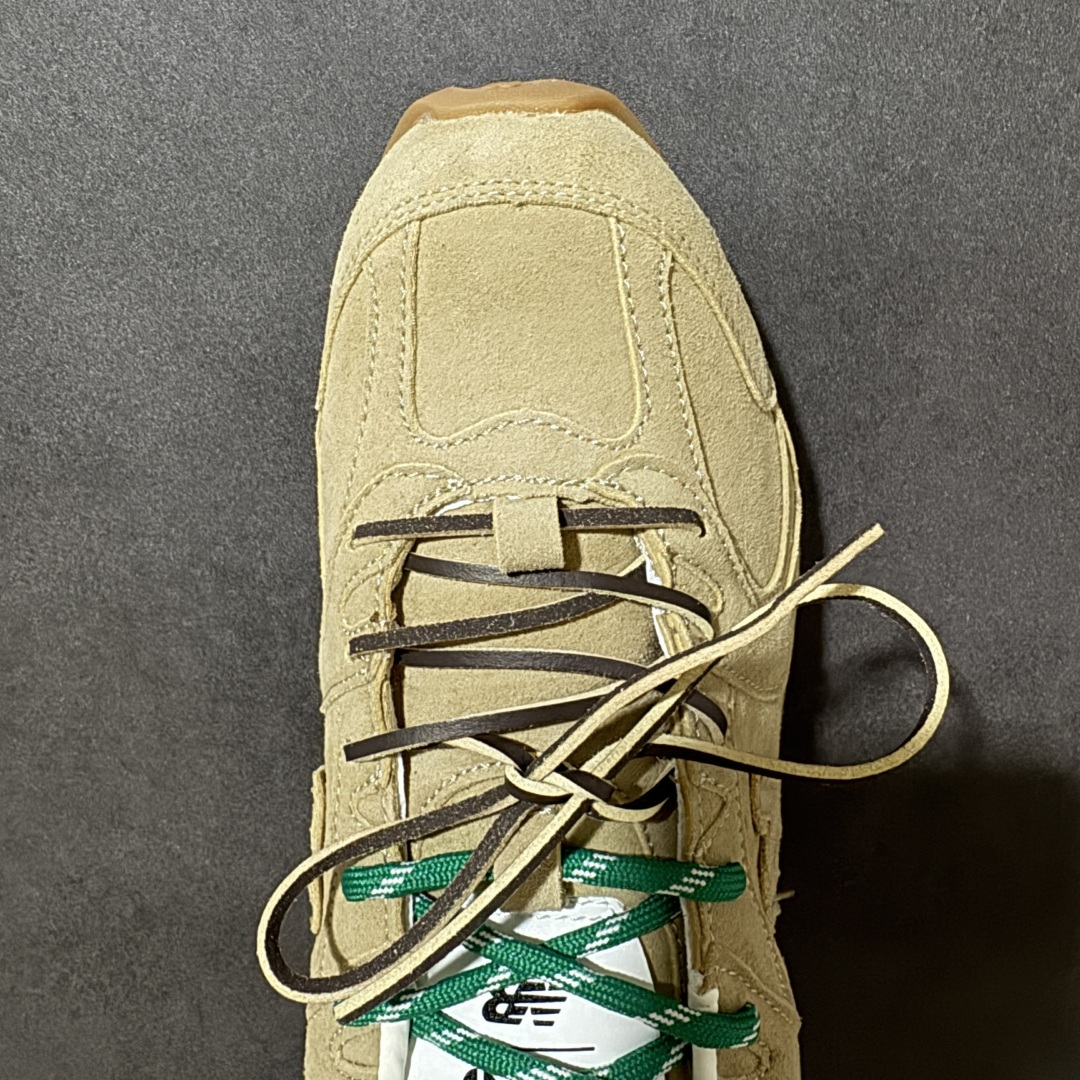 图片[5]-【公司级】MiuMiu缪缪 x New Balance NB530 联名复古运动休闲阿甘德训鞋 顶级礼盒版本 内里：原版进口羊皮里 鞋底：原版开模防滑生胶底 货号： ECAP523059B 尺码：36 36.5 37.5 38 38.5 39 40 40.5 41 42 42.5 43 44 44.5 45-选品中心