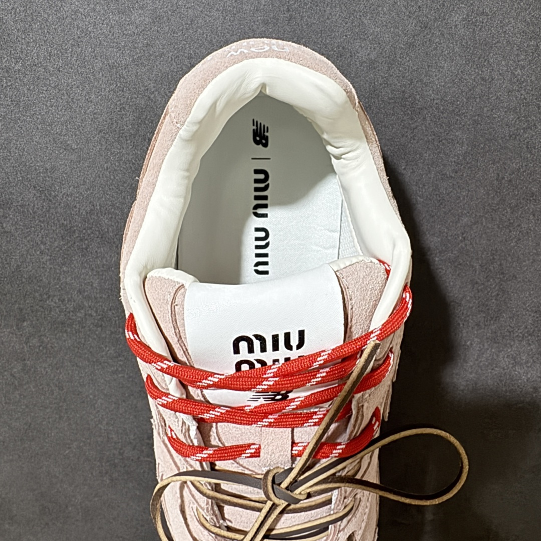图片[6]-【公司级】MiuMiu缪缪 x New Balance NB530 联名复古运动休闲阿甘德训鞋 顶级礼盒版本 内里：原版进口羊皮里 鞋底：原版开模防滑生胶底 货号： ECAP523059B 尺码：36 36.5 37.5 38 38.5 39 40 40.5 41 42 42.5 43 44 44.5 45-选品中心