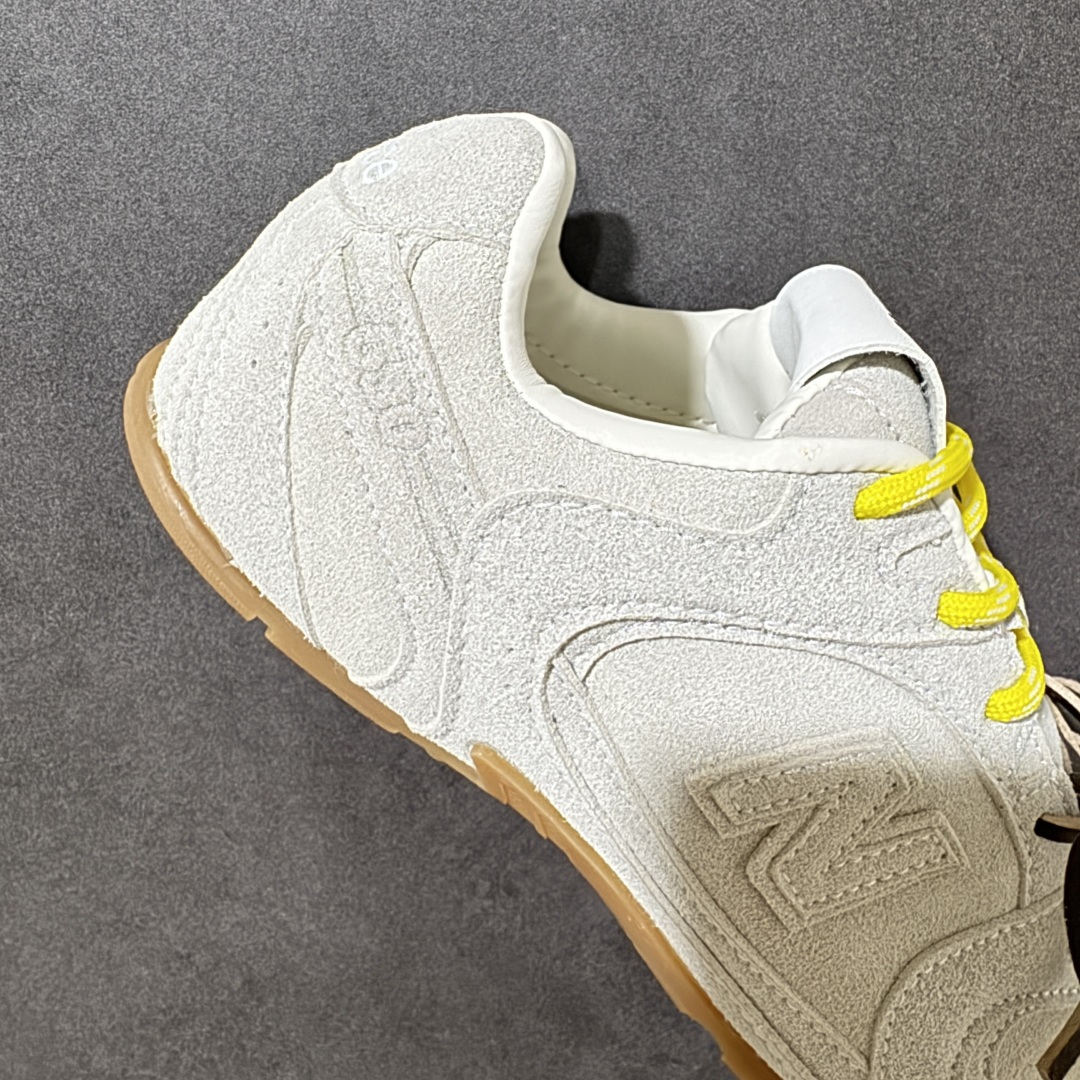 图片[7]-【公司级】MiuMiu缪缪 x New Balance NB530 联名复古运动休闲阿甘德训鞋 顶级礼盒版本 内里：原版进口羊皮里 鞋底：原版开模防滑生胶底 货号： ECAP523059B 尺码：36 36.5 37.5 38 38.5 39 40 40.5 41 42 42.5 43 44 44.5 45-选品中心