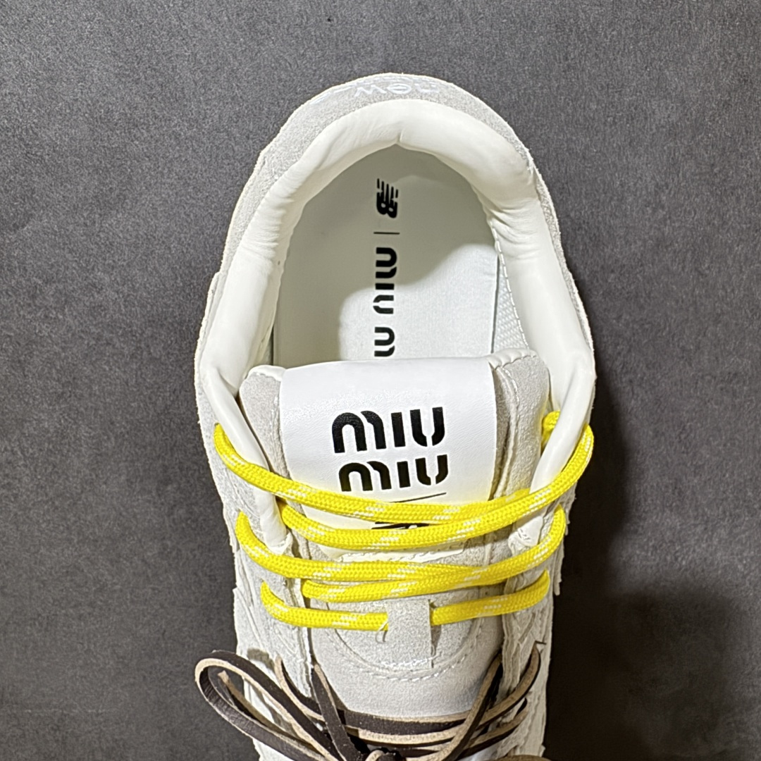 图片[6]-【公司级】MiuMiu缪缪 x New Balance NB530 联名复古运动休闲阿甘德训鞋 顶级礼盒版本 内里：原版进口羊皮里 鞋底：原版开模防滑生胶底 货号： ECAP523059B 尺码：36 36.5 37.5 38 38.5 39 40 40.5 41 42 42.5 43 44 44.5 45-选品中心