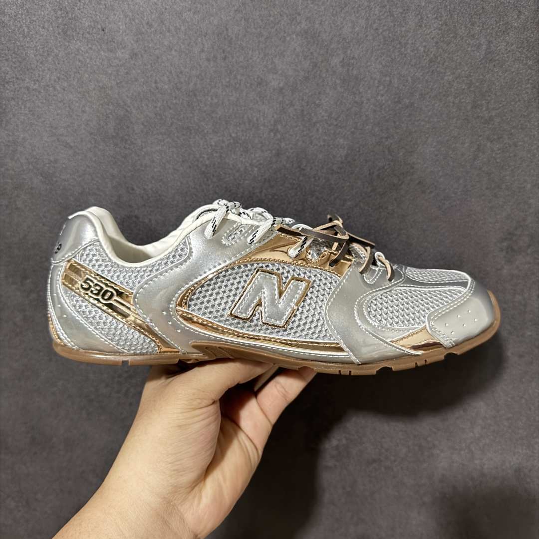 【公司级】MiuMiu缪缪 x New Balance NB530 联名复古运动休闲阿甘德训鞋 顶级礼盒版本 内里：原版进口羊皮里 鞋底：原版开模防滑生胶底 货号： ECAP523059B 尺码：36 36.5 37.5 38 38.5 39 40 40.5 41 42 42.5 43 44 44.5 45-选品中心