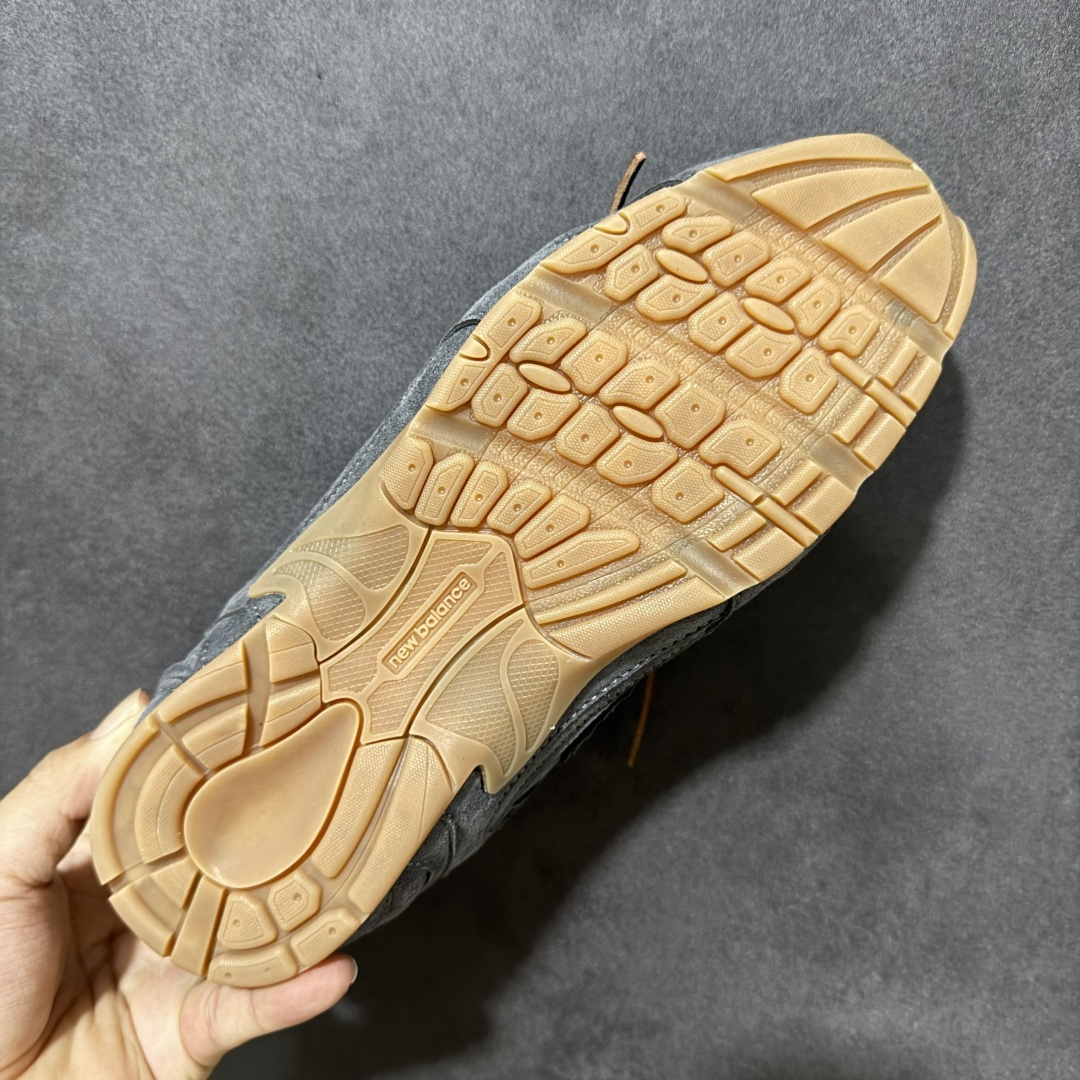 图片[9]-【公司级】MiuMiu缪缪 x New Balance NB530 联名复古运动休闲阿甘德训鞋 顶级礼盒版本 内里：原版进口羊皮里 鞋底：原版开模防滑生胶底 货号： ECAP523059B 尺码：36 36.5 37.5 38 38.5 39 40 40.5 41 42 42.5 43 44 44.5 45-选品中心