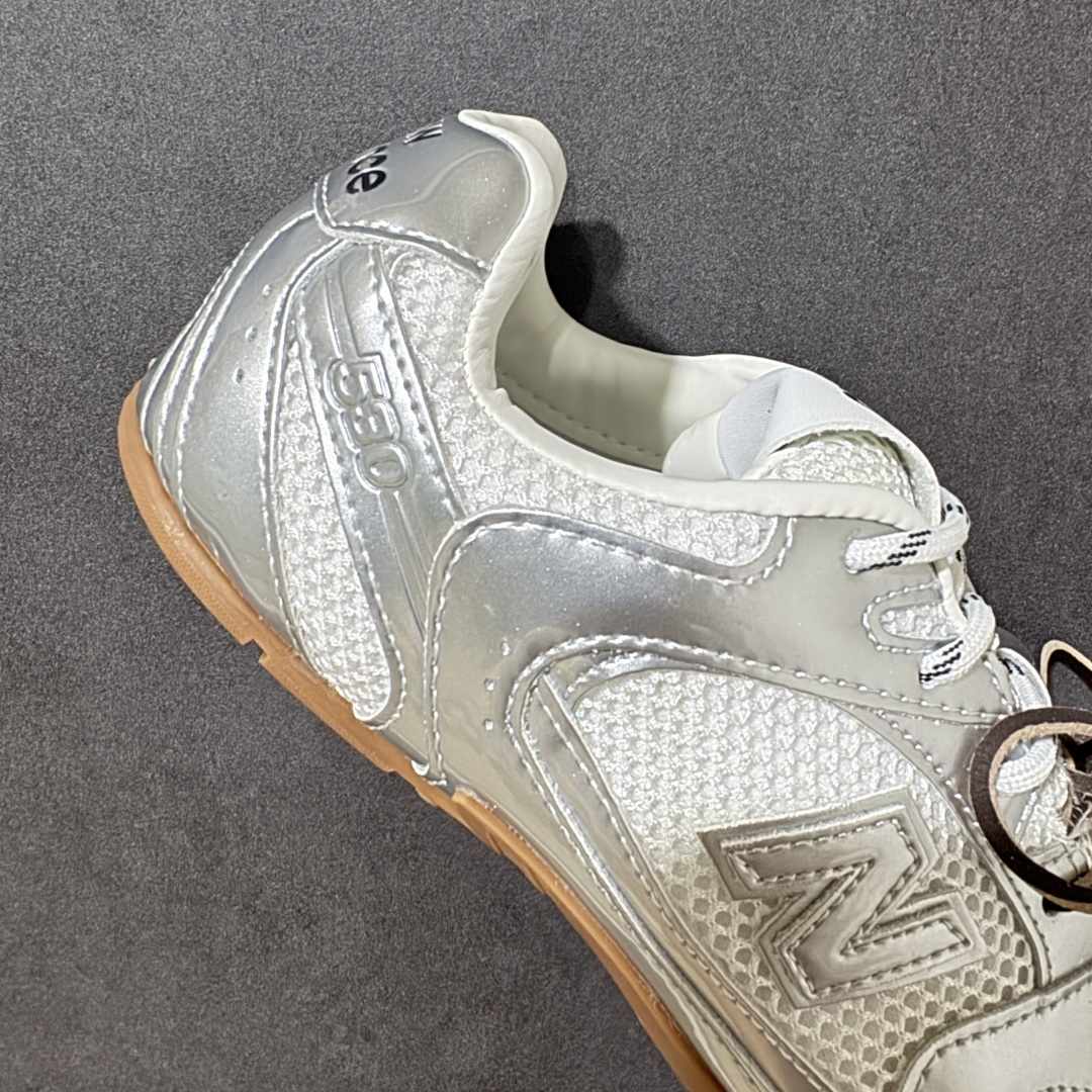 图片[7]-【公司级】MiuMiu缪缪 x New Balance NB530 联名复古运动休闲阿甘德训鞋 顶级礼盒版本 内里：原版进口羊皮里 鞋底：原版开模防滑生胶底 货号： ECAP523059B 尺码：36 36.5 37.5 38 38.5 39 40 40.5 41 42 42.5 43 44 44.5 45-选品中心