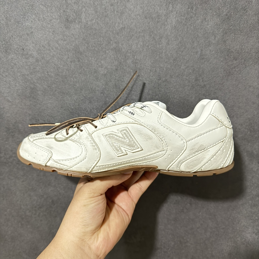 图片[2]-【公司级】MiuMiu缪缪 x New Balance NB530 联名复古运动休闲阿甘德训鞋 顶级礼盒版本 内里：原版进口羊皮里 鞋底：原版开模防滑生胶底 货号： ECAP523059B 尺码：36 36.5 37.5 38 38.5 39 40 40.5 41 42 42.5 43 44 44.5 45-选品中心