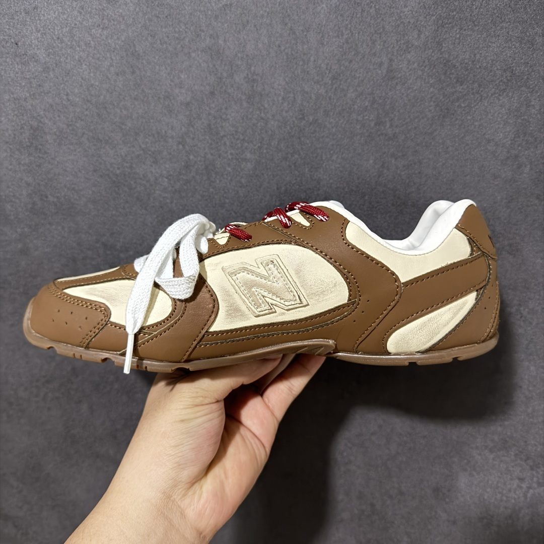 图片[2]-【公司级】MiuMiu缪缪 x New Balance NB530 联名复古运动休闲阿甘德训鞋 顶级礼盒版本 内里：原版进口羊皮里 鞋底：原版开模防滑生胶底 货号： ECAP523059B 尺码：36 36.5 37.5 38 38.5 39 40 40.5 41 42 42.5 43 44 44.5 45-选品中心