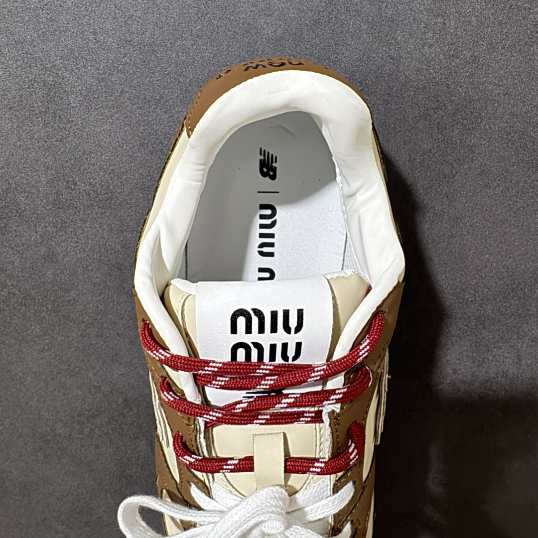 图片[6]-【公司级】MiuMiu缪缪 x New Balance NB530 联名复古运动休闲阿甘德训鞋 顶级礼盒版本 内里：原版进口羊皮里 鞋底：原版开模防滑生胶底 货号： ECAP523059B 尺码：36 36.5 37.5 38 38.5 39 40 40.5 41 42 42.5 43 44 44.5 45-选品中心