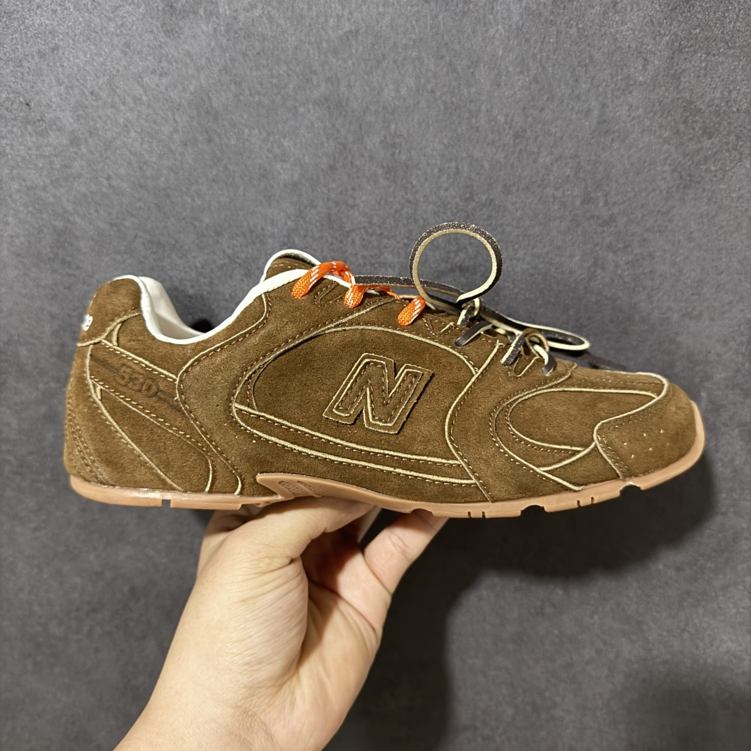 【公司级】MiuMiu缪缪 x New Balance NB530 联名复古运动休闲阿甘德训鞋 顶级礼盒版本 内里：原版进口羊皮里 鞋底：原版开模防滑生胶底 货号： ECAP523059B 尺码：36 36.5 37.5 38 38.5 39 40 40.5 41 42 42.5 43 44 44.5 45-选品中心