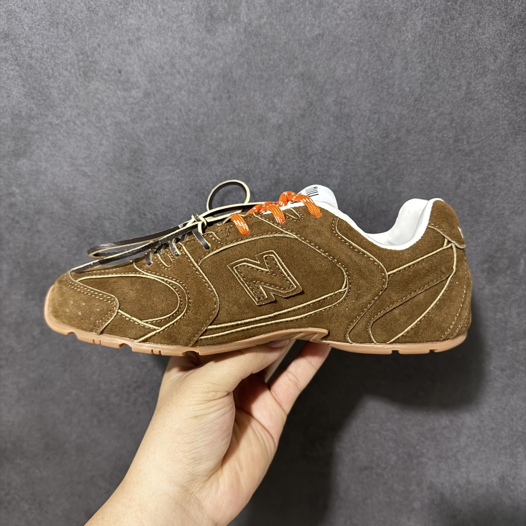 图片[2]-【公司级】MiuMiu缪缪 x New Balance NB530 联名复古运动休闲阿甘德训鞋 顶级礼盒版本 内里：原版进口羊皮里 鞋底：原版开模防滑生胶底 货号： ECAP523059B 尺码：36 36.5 37.5 38 38.5 39 40 40.5 41 42 42.5 43 44 44.5 45-选品中心