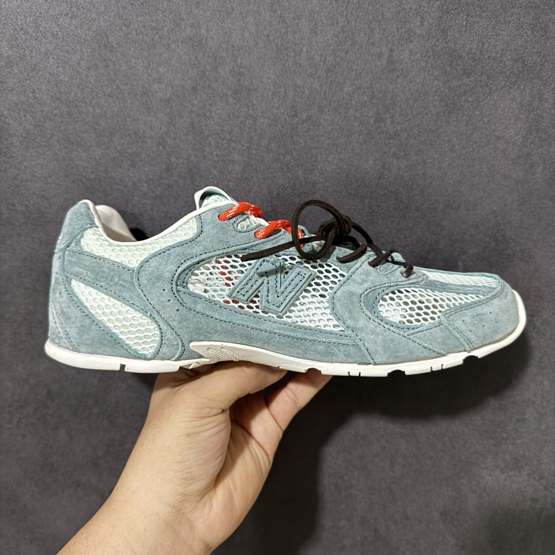 【公司级】MiuMiu缪缪 x New Balance NB530 联名复古运动休闲阿甘德训鞋 顶级礼盒版本 内里：原版进口羊皮里 鞋底：原版开模防滑生胶底 货号： ECAP523059B 尺码：36 36.5 37.5 38 38.5 39 40 40.5 41 42 42.5 43 44 44.5 45-选品中心
