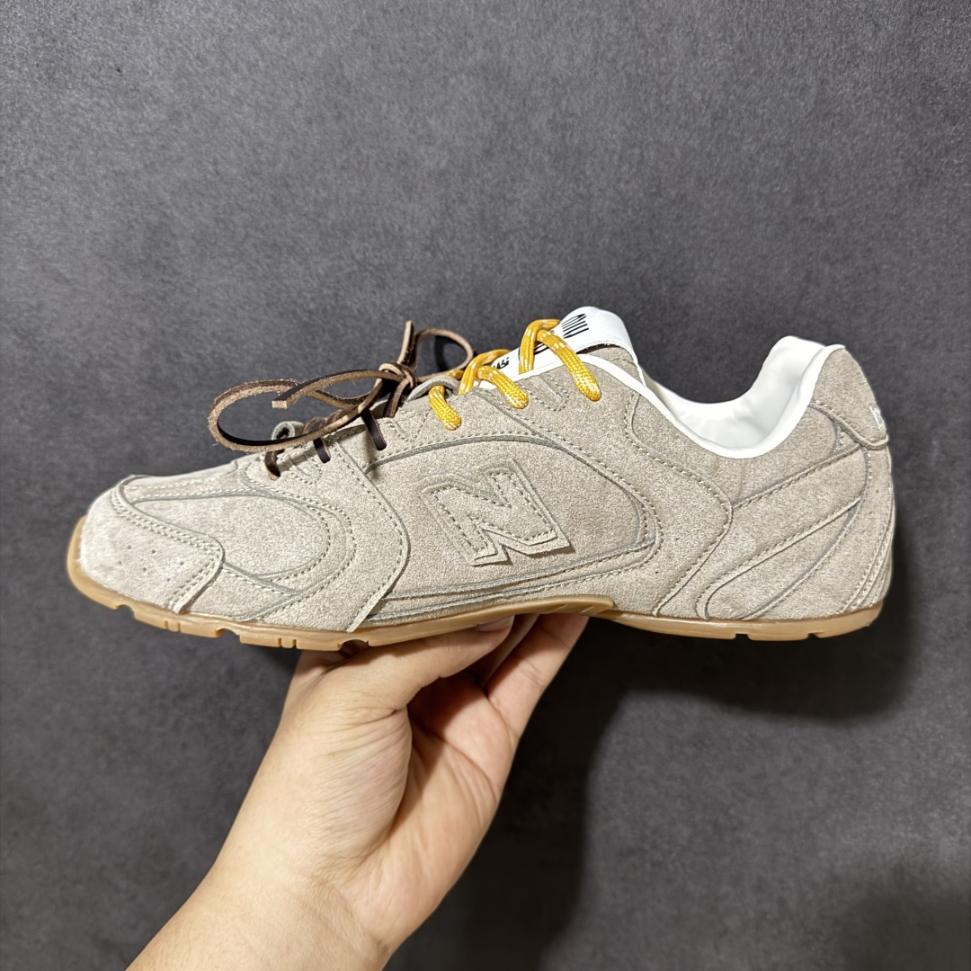 图片[2]-【公司级】MiuMiu缪缪 x New Balance NB530 联名复古运动休闲阿甘德训鞋 顶级礼盒版本 内里：原版进口羊皮里 鞋底：原版开模防滑生胶底 货号： ECAP523059B 尺码：36 36.5 37.5 38 38.5 39 40 40.5 41 42 42.5 43 44 44.5 45-选品中心