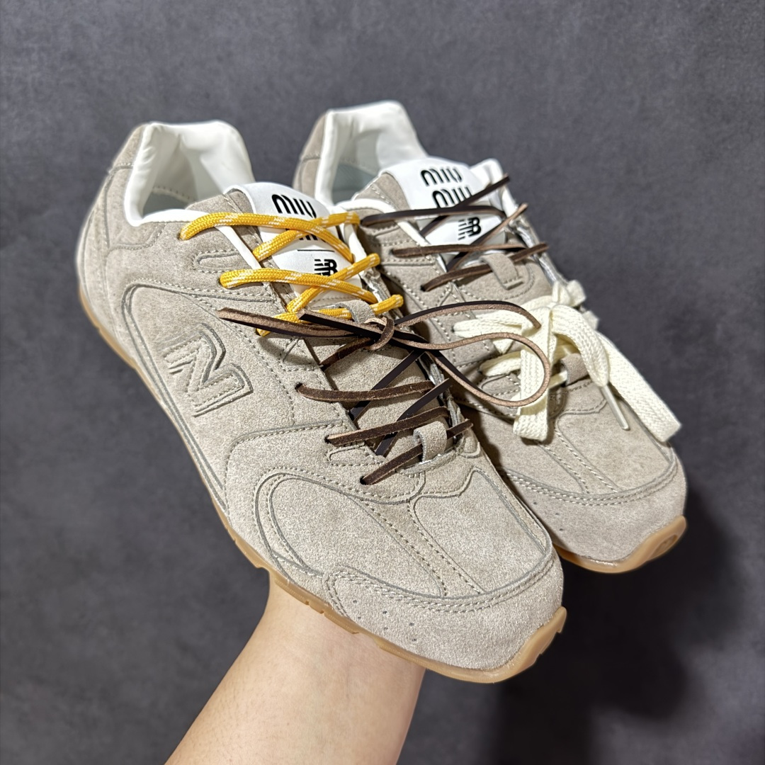 【公司级】MiuMiu缪缪 x New Balance NB530 联名复古运动休闲阿甘德训鞋 顶级礼盒版本 内里：原版进口羊皮里 鞋底：原版开模防滑生胶底 货号： ECAP523059B 尺码：36 36.5 37.5 38 38.5 39 40 40.5 41 42 42.5 43 44 44.5 45-选品中心