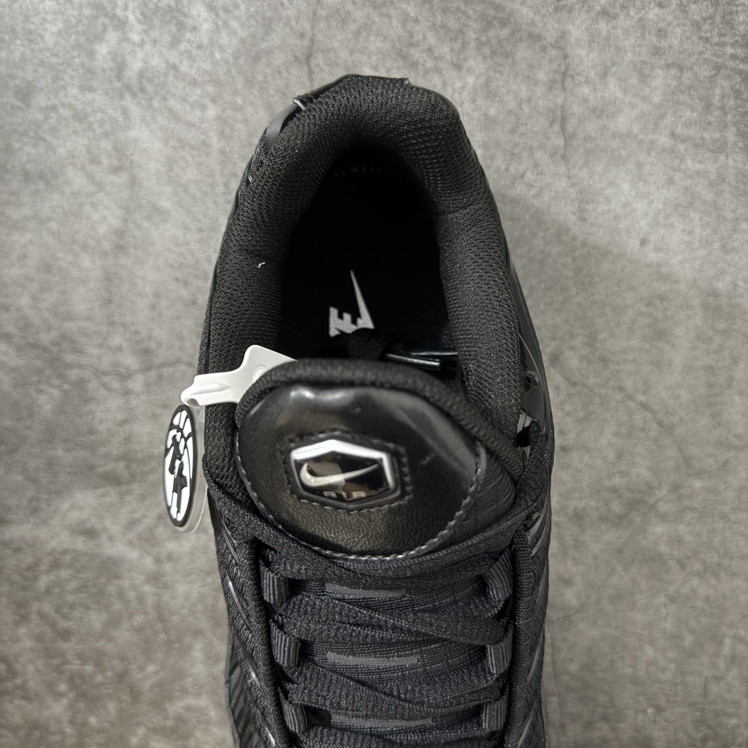 图片[8]-【TK纯原版】Nike Air Max Plus TN气垫系列跑鞋 604133-050 全新一比一高端版本 真正的市场T1品质 更多配色陆续出货 真正的用心研发 一点一点抠出来的 品质 品控细节 随便闭眼对比市场任何版本 全套原纸板楦头开发 完美呈现版型 工艺流程均与原鞋保持一致 Turned Air 中底缓震技术 鞋面弧度与大底弧度一致 鞋头正确TPU材质 鞋面高频TPU材质1.0厚度 原鞋一致层次感 超越公司货的品控标准 多道QC质检 货号： 尺码：36 36.5 37.5 38 38.5 39 40 40.5 41 42 42.5 43 44 44.5 45 46-选品中心