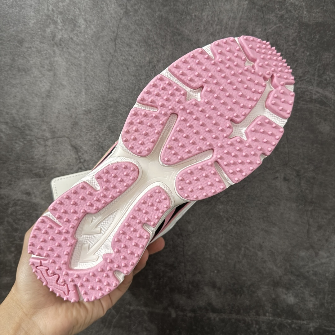 图片[9]-【OK纯原版本】OFF-WHITE OW运动鞋 春夏走秀款球鞋 所有配件均通过定做出产正品裁片 原版比例大箭头定制网眼布双拼牛皮进口机器针车 数控针距精准做工不输大牌里层为高密度透气网眼布/垫脚羊皮私模重工抓地橡胶底 后跟坡度最贴切原版鞋型脱模 厚底约4CM 原盒包装配 TPU大底 尺码：35-46-选品中心