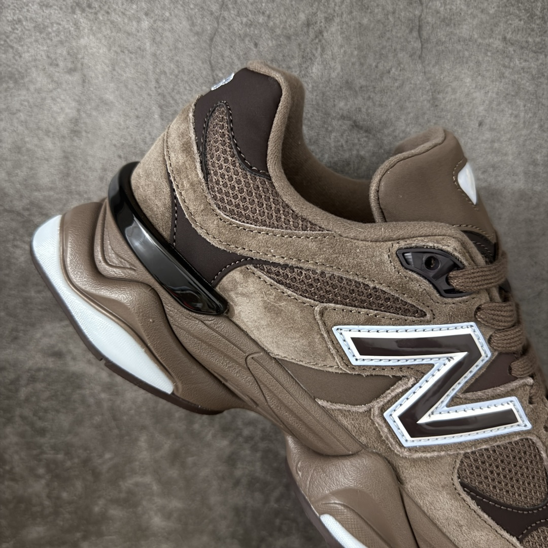 图片[7]-【纯原版】 New Balance NB9060 联名款 复古休闲运动慢跑鞋 U9060622 全套原楦原纸板原厂数据开发 进口三明治网面 原装进口翻毛皮料正确绒感卡色 正确中底拉帮中底网布细节 原厂标裁 带紫光防伪 定制后跟透明水晶模块 冲裁组合 大底贴合程度胶水上色把控完美 整洁度挑战全网艺术家 多道序QC把关品质完善 匠心打造 耗时两个月开发完成 工艺极其复杂难度可想而知 新开独立私模大底 全网唯一正确六层组合大底 高端零售专供产物 尺码：36 37 37.5 38 38.5 39 40 40.5 41 42 42.5 43 44 45 46.5-选品中心