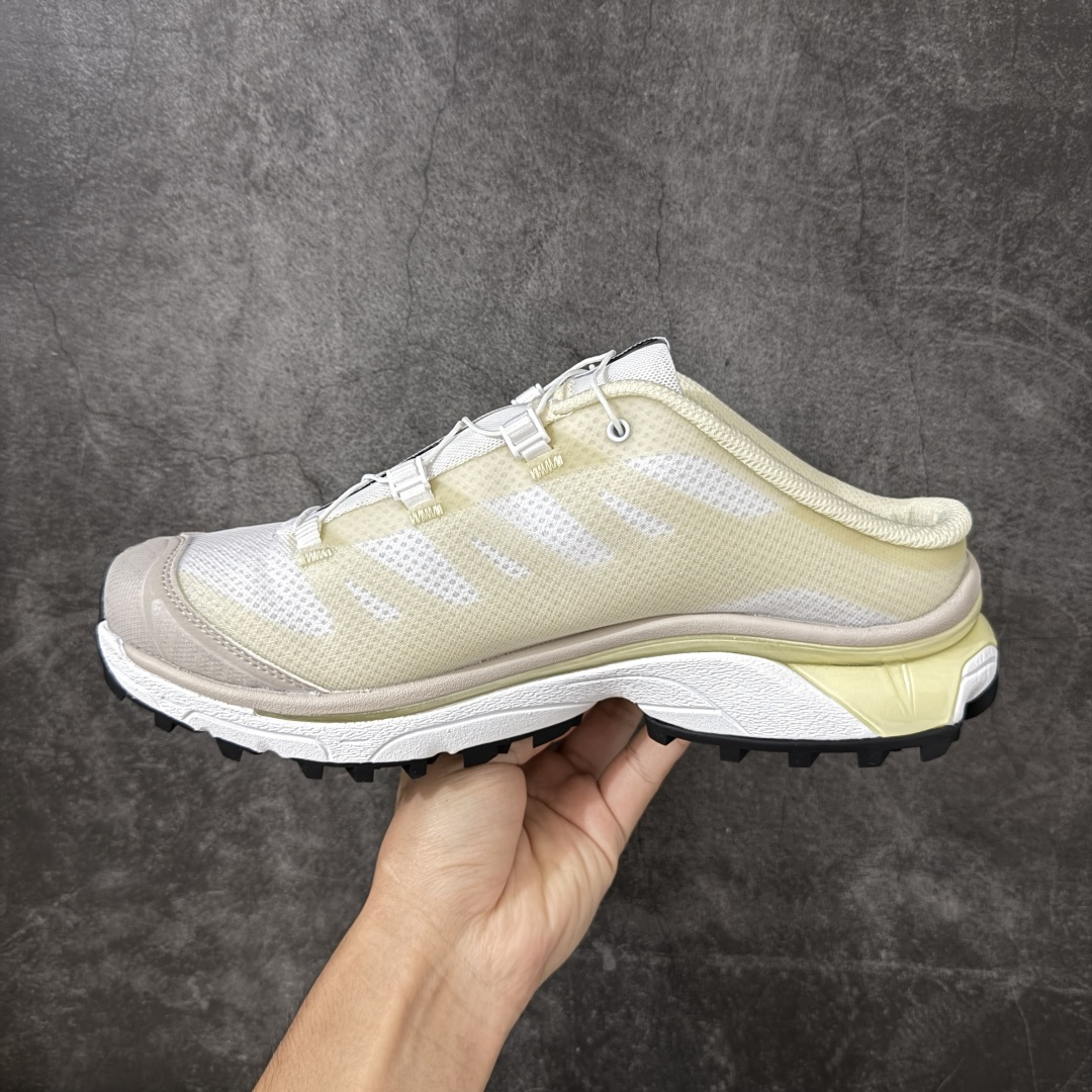 图片[2]-【莞产纯原】SALOMON萨洛蒙 XT-4 MULE MM6 MAISON MARGIELA 户外半拖运动训练鞋 给脚掌足够的支撑性 软硬适中 因为没有鞋后跟 所以包裹性没有那么强 反而舒适度更高了 穿着脚感很松 很强的鞋面的透气性 碳纤维纹理的装饰显得很高级 鞋带采用了快速抽绳的设计 配合特别的鞋后跟设计 彻底成为一脚蹬 货号：478112 尺码： 36 37 37.5 38 38.5 39.5 40 40.5 41.5 42 42.5 43 44 44.5 45-选品中心