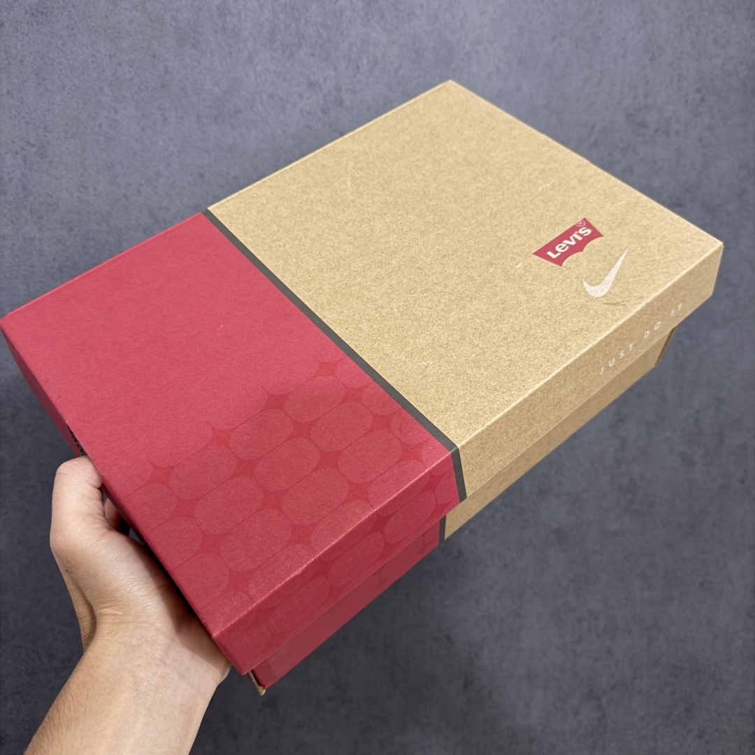 图片[11]-【GX纯原】Levi\’s x NK Air Max 95 舒适耐磨 低帮跑步鞋 男女同款 李维斯联名蓝牛仔 HM4743-400 外贸顶级专供 区别先行版 全部配色原鞋原尺码开发生产 极致还原 全部原厂材料一比一打造 一眼ZP既视感 欢迎对比市场版本 尺码：40 40.5 41 42 42.5 43 44 44.5 45 46 46.5 47.5 48 48.5-选品中心