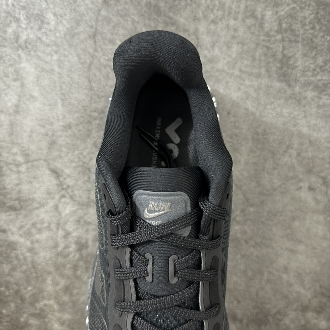 图片[8]-【XE纯原】NIKE VOMERO PREMIUM 全掌气垫缓震网面运动跑鞋 市场最强 没有之一 纯原生产线出品 原版开发 全部原材料 细节一比一打造 完美还原zp脚感 正确前后分离式两片纤维柱气垫 上下包裹超软弹泡棉 正确组合大底 区别市场通货 版型完美 鞋面材料同步原版1：1 全部原版开发校对 欢迎对比💪🏻 Nike 运用 Air技术专利，推出 Nike Pegasus Premium，沿用经典 Pegasus 系列产品深受跑者喜爱的缓震功能，并配置 Nike 首款可见式塑形 Air Zoom 气垫。 全掌可见的AirZoom首次在Pegasus系列中出现，模仿了Vaporfly的碳板曲线，增强了跑步时的流畅过渡。 货号：IO7325-001 尺码：36-46（半）-选品中心