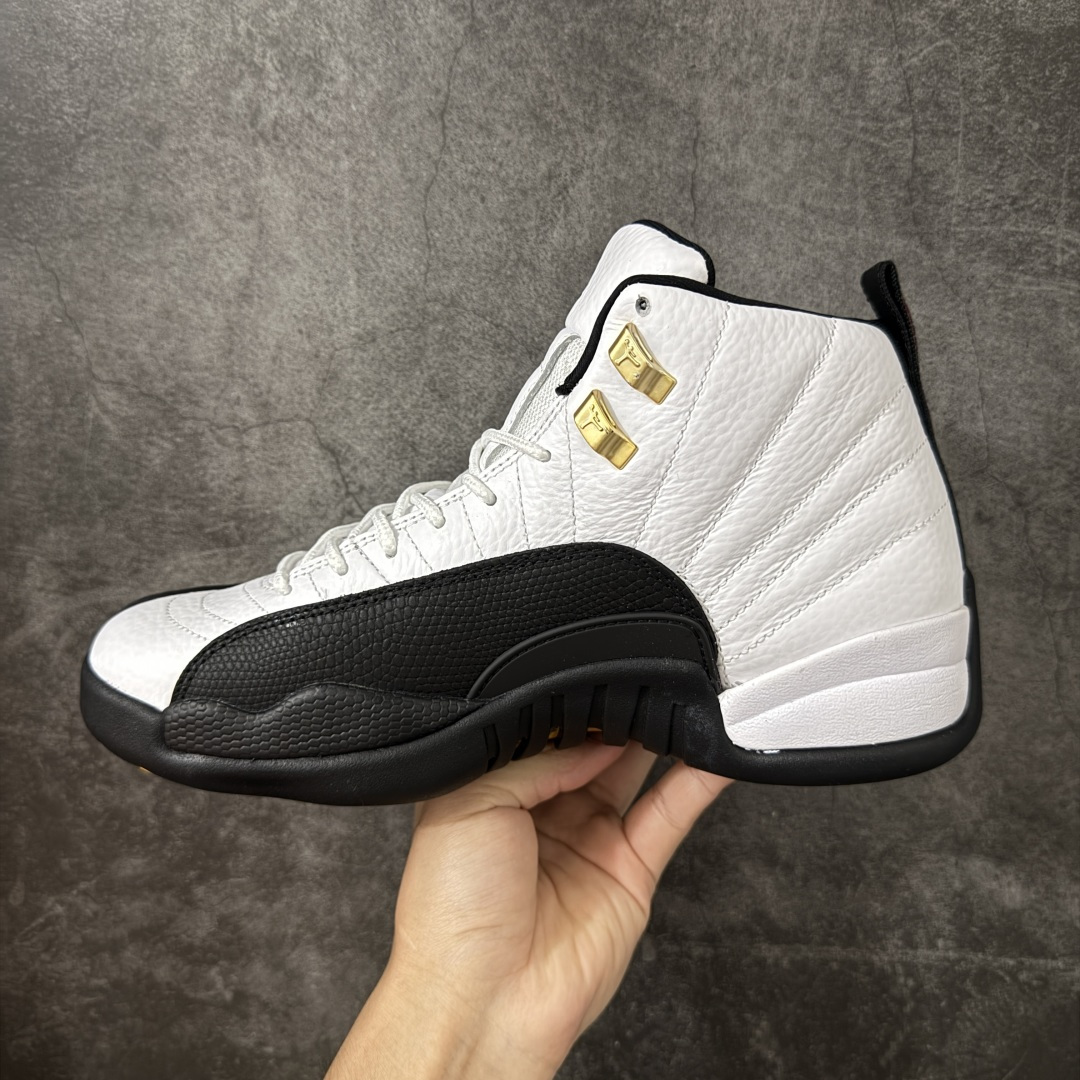 图片[2]-【原厂版】Air Jordan AJ12 Retro 潮流 中帮 复古篮球鞋 黑白金扣 CT8013-117 原楦原纸板开发 原汁原味12代鞋型 进口原厂皮料 超软荔枝皮 质感满分 原厂碳板 原装材料 原厂定制金属扣 原厂电绣 支持与公司货全方位对比 只服务于5%懂鞋的高端客户 发国外可支持各种retail商店充正寄售 尺码：40 40.5 41 42 42.5 43 44 44.5 45 45.5 46 47.5-选品中心