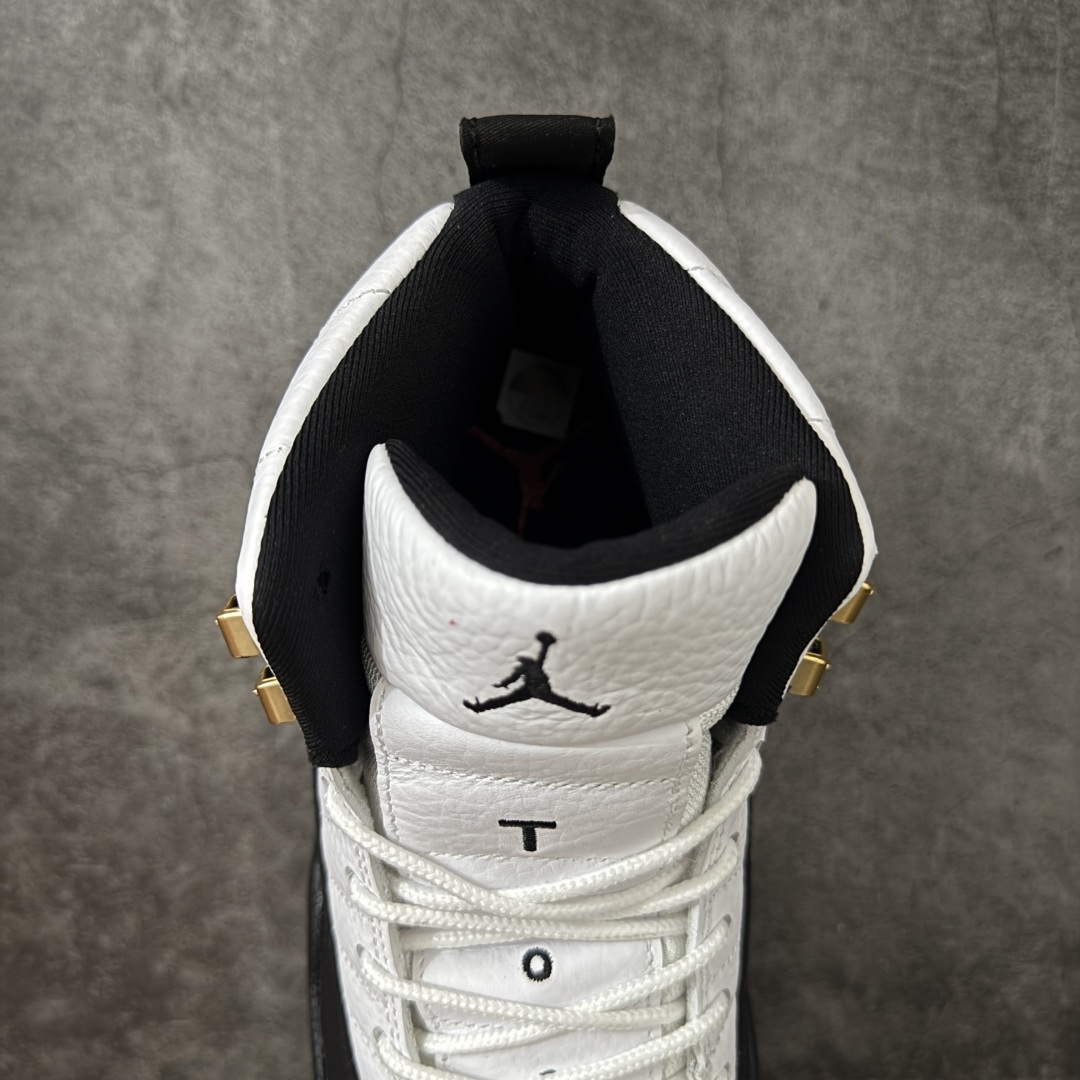 图片[8]-【原厂版】Air Jordan AJ12 Retro 潮流 中帮 复古篮球鞋 黑白金扣 CT8013-117 原楦原纸板开发 原汁原味12代鞋型 进口原厂皮料 超软荔枝皮 质感满分 原厂碳板 原装材料 原厂定制金属扣 原厂电绣 支持与公司货全方位对比 只服务于5%懂鞋的高端客户 发国外可支持各种retail商店充正寄售 尺码：40 40.5 41 42 42.5 43 44 44.5 45 45.5 46 47.5-选品中心