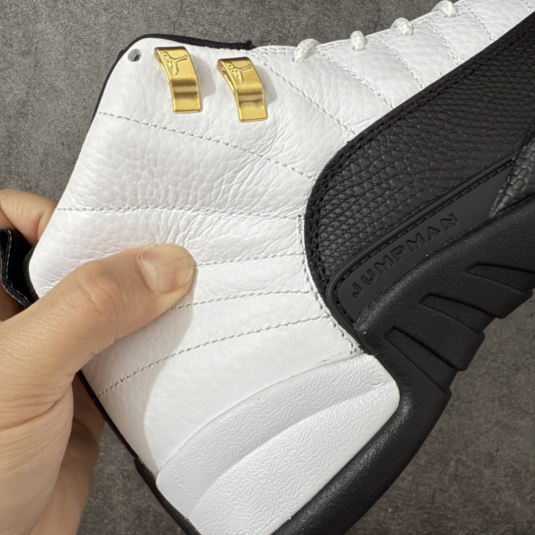 图片[3]-【原厂版】Air Jordan AJ12 Retro 潮流 中帮 复古篮球鞋 黑白金扣 CT8013-117 原楦原纸板开发 原汁原味12代鞋型 进口原厂皮料 超软荔枝皮 质感满分 原厂碳板 原装材料 原厂定制金属扣 原厂电绣 支持与公司货全方位对比 只服务于5%懂鞋的高端客户 发国外可支持各种retail商店充正寄售 尺码：40 40.5 41 42 42.5 43 44 44.5 45 45.5 46 47.5-选品中心