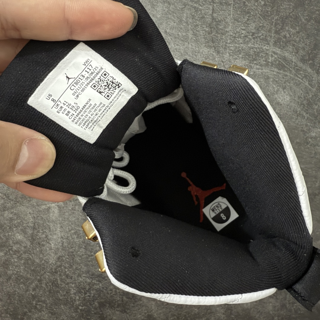 图片[6]-【原厂版】Air Jordan AJ12 Retro 潮流 中帮 复古篮球鞋 黑白金扣 CT8013-117 原楦原纸板开发 原汁原味12代鞋型 进口原厂皮料 超软荔枝皮 质感满分 原厂碳板 原装材料 原厂定制金属扣 原厂电绣 支持与公司货全方位对比 只服务于5%懂鞋的高端客户 发国外可支持各种retail商店充正寄售 尺码：40 40.5 41 42 42.5 43 44 44.5 45 45.5 46 47.5-选品中心