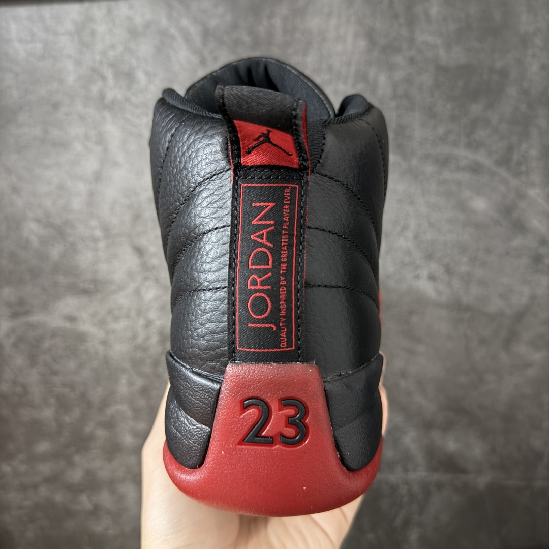 图片[4]-【原厂版】Air Jordan AJ12 Retro 潮流 中帮 复古篮球鞋 黑红 CT8013-002 原楦原纸板开发 原汁原味12代鞋型 进口原厂皮料 超软荔枝皮 质感满分 原厂碳板 原装材料 原厂定制金属扣 原厂电绣 支持与公司货全方位对比 只服务于5%懂鞋的高端客户 发国外可支持各种retail商店充正寄售 尺码：40 40.5 41 42 42.5 43 44 44.5 45 45.5 46 47.5-选品中心