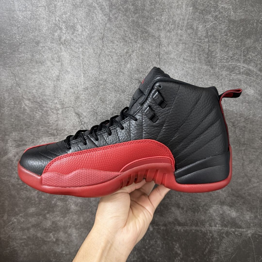 图片[2]-【原厂版】Air Jordan AJ12 Retro 潮流 中帮 复古篮球鞋 黑红 CT8013-002 原楦原纸板开发 原汁原味12代鞋型 进口原厂皮料 超软荔枝皮 质感满分 原厂碳板 原装材料 原厂定制金属扣 原厂电绣 支持与公司货全方位对比 只服务于5%懂鞋的高端客户 发国外可支持各种retail商店充正寄售 尺码：40 40.5 41 42 42.5 43 44 44.5 45 45.5 46 47.5-选品中心