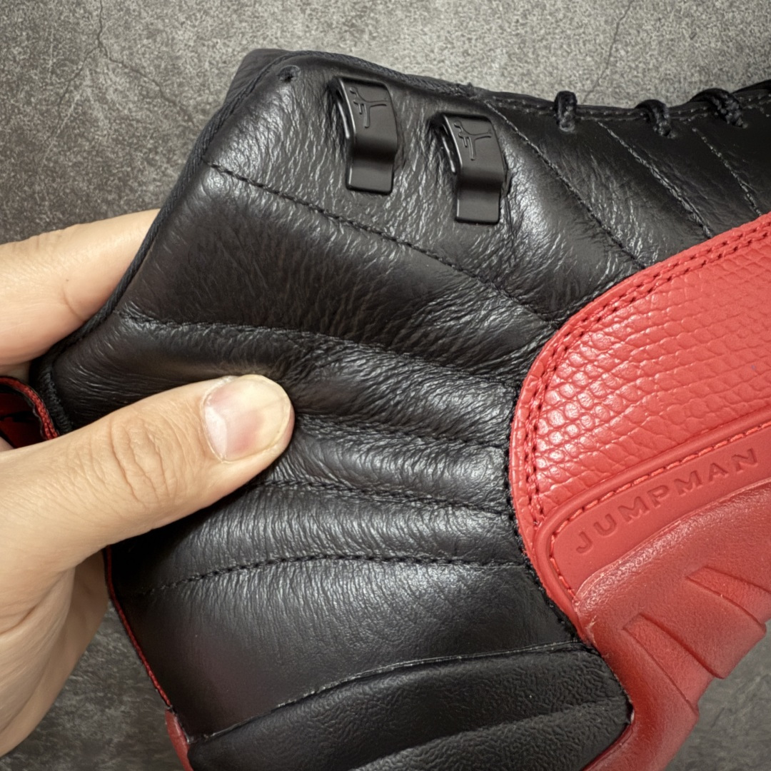 图片[3]-【原厂版】Air Jordan AJ12 Retro 潮流 中帮 复古篮球鞋 黑红 CT8013-002 原楦原纸板开发 原汁原味12代鞋型 进口原厂皮料 超软荔枝皮 质感满分 原厂碳板 原装材料 原厂定制金属扣 原厂电绣 支持与公司货全方位对比 只服务于5%懂鞋的高端客户 发国外可支持各种retail商店充正寄售 尺码：40 40.5 41 42 42.5 43 44 44.5 45 45.5 46 47.5-选品中心