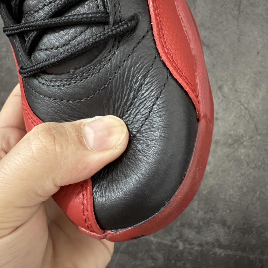 图片[4]-【原厂版】Air Jordan AJ12 Retro 潮流 中帮 复古篮球鞋 黑红 CT8013-002 原楦原纸板开发 原汁原味12代鞋型 进口原厂皮料 超软荔枝皮 质感满分 原厂碳板 原装材料 原厂定制金属扣 原厂电绣 支持与公司货全方位对比 只服务于5%懂鞋的高端客户 发国外可支持各种retail商店充正寄售 尺码：40 40.5 41 42 42.5 43 44 44.5 45 45.5 46 47.5-选品中心