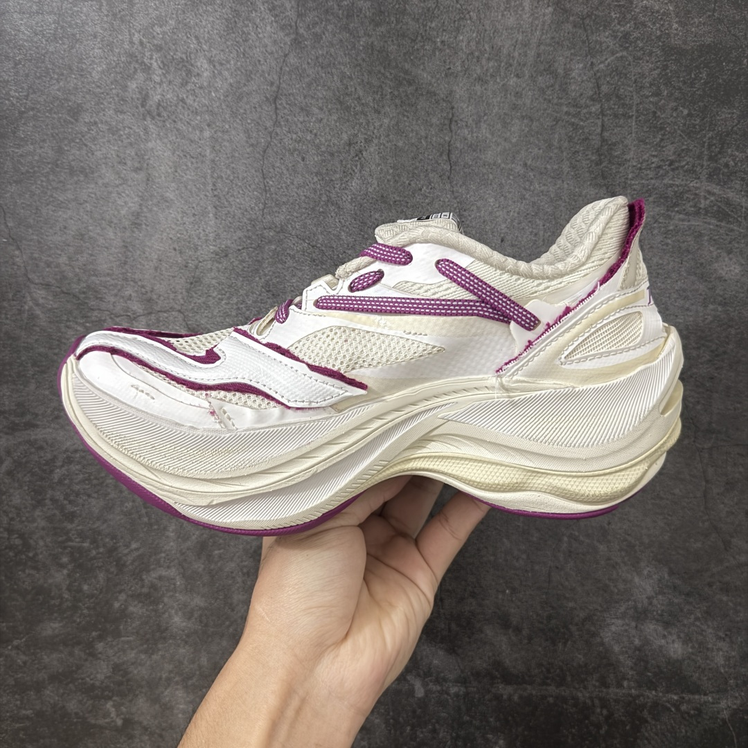 图片[2]-【XA纯原】Balenciaga巴黎世家26代 Jet 压纹印花 圆头厚底4.25cm 低帮 老爹鞋 蓝白色 市场老牌巴黎世家大厂出品 品质价格无需多言 原鞋原材料打造 一比一细节还原 此款相对之前款式轻质很多 超厚鞋底增高4-5cm 高街风格-选品中心