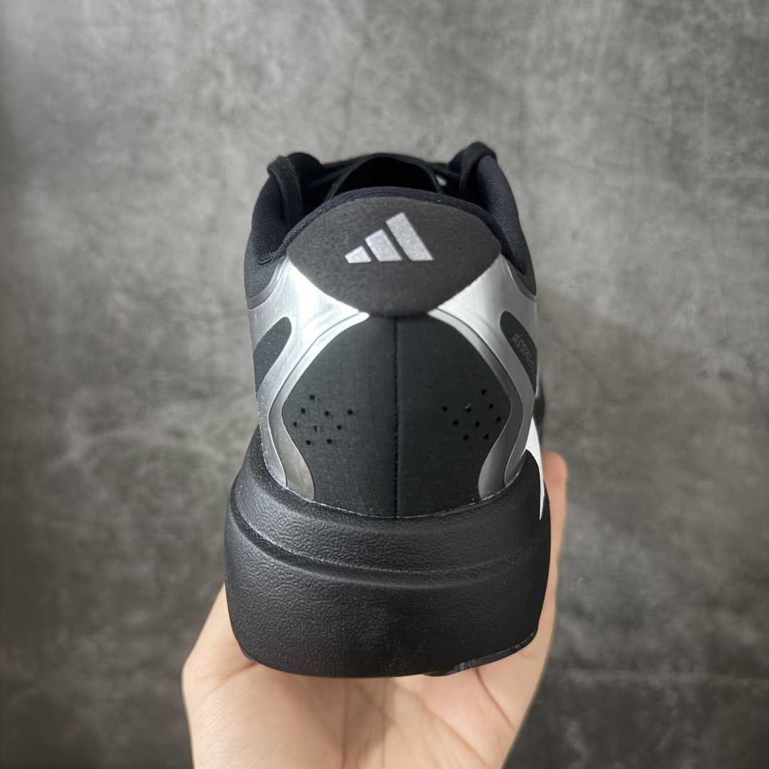 图片[4]-【RS纯原】AD Adizero Eva SL EXO M 零度进化版系列低帮轻便透气竞速休闲运动慢跑鞋 KI4764 全新版本出货 品相相当完美 细节到位 全鞋均使用原材料 原档案打造 内置碳板 目前市场最强 欢迎对比 相信大家对去年 adidas 横空出世的「顶级超跑」adiZero Adios Pro EVO 1 记忆犹新！不仅登顶阿迪史上最轻跑鞋宝座，更在接下来的全球马拉松赛事中，持续书写着惊人成绩，被网友戏称新一代「阿迪神鞋」全网刷屏！极简设计语言与强烈速度感和存在感的鞋侧三线，让人过目不忘，特别种草！其中定位于中长跑训练的 adidas Adizero Evo SL，整体外观造型与 adiZero Adios Pro EVO 1 非常相似。中底配置方面搭载全掌 Lightstrike Pro，鞋面采用透气网面示人，契合日常训练鞋的定位，更加耐用。外底给到了马牌橡胶，及类似上代竞速旗舰 adidas Adizero Adios Pro 3 区域分布。整体看下来无论是外观的鲜明辨识度，还是配置的扎实程度都很顶。 尺码：36-45-选品中心
