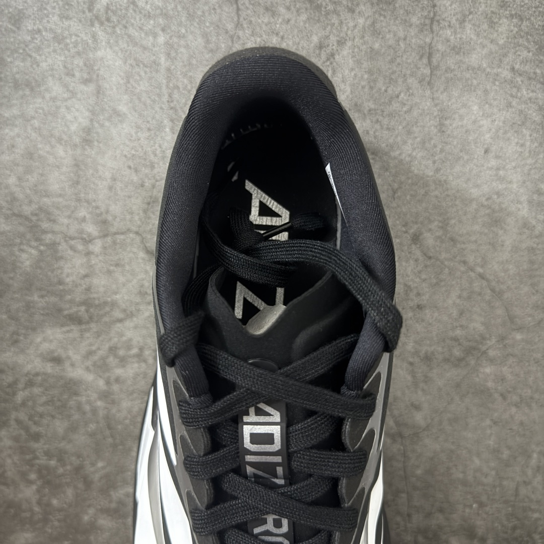 图片[8]-【RS纯原】AD Adizero Eva SL EXO M 零度进化版系列低帮轻便透气竞速休闲运动慢跑鞋 KI4764 全新版本出货 品相相当完美 细节到位 全鞋均使用原材料 原档案打造 内置碳板 目前市场最强 欢迎对比 相信大家对去年 adidas 横空出世的「顶级超跑」adiZero Adios Pro EVO 1 记忆犹新！不仅登顶阿迪史上最轻跑鞋宝座，更在接下来的全球马拉松赛事中，持续书写着惊人成绩，被网友戏称新一代「阿迪神鞋」全网刷屏！极简设计语言与强烈速度感和存在感的鞋侧三线，让人过目不忘，特别种草！其中定位于中长跑训练的 adidas Adizero Evo SL，整体外观造型与 adiZero Adios Pro EVO 1 非常相似。中底配置方面搭载全掌 Lightstrike Pro，鞋面采用透气网面示人，契合日常训练鞋的定位，更加耐用。外底给到了马牌橡胶，及类似上代竞速旗舰 adidas Adizero Adios Pro 3 区域分布。整体看下来无论是外观的鲜明辨识度，还是配置的扎实程度都很顶。 尺码：36-45-选品中心