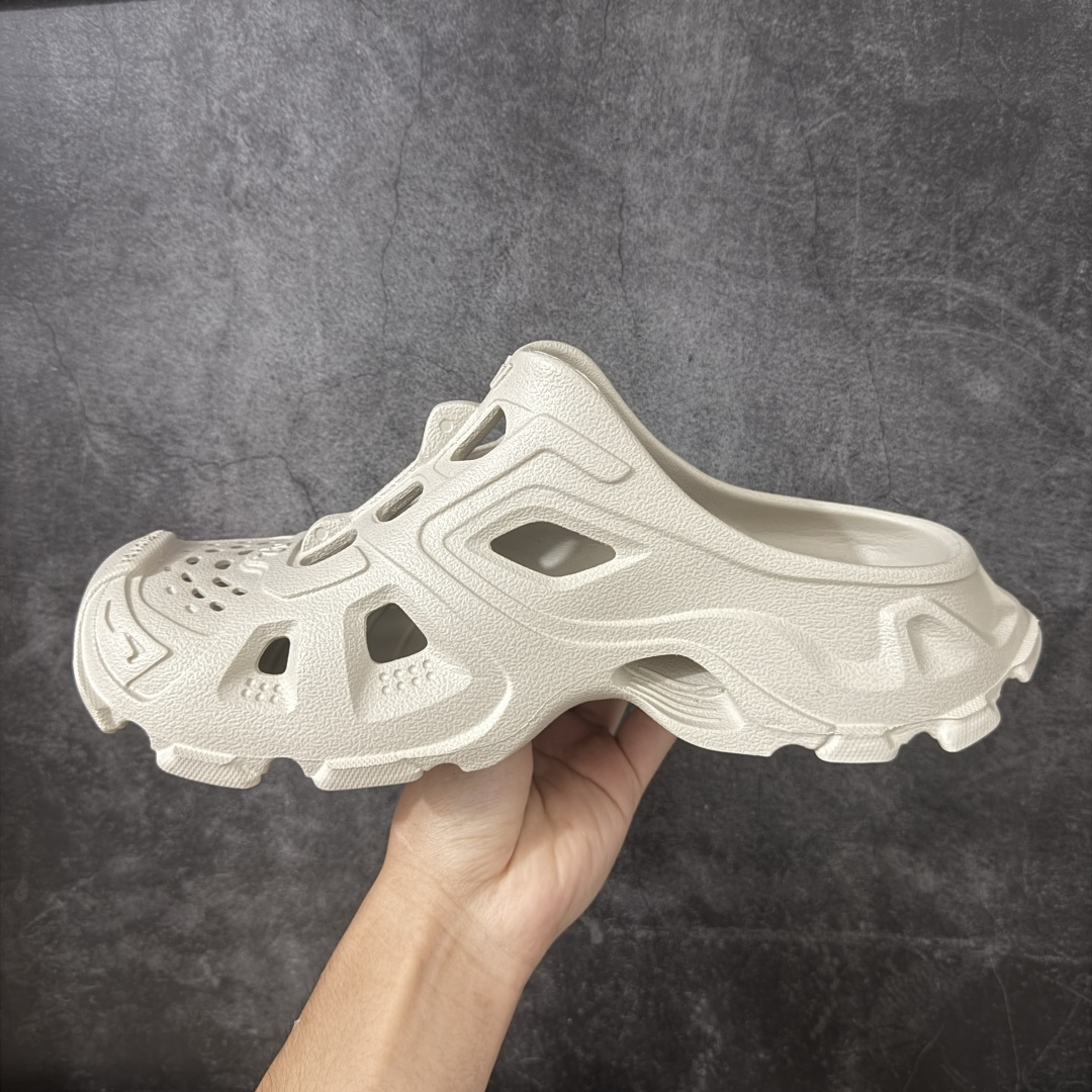 图片[2]-【纯原版】BALENCIAGA Mold Rubber Slide Sandals 巴黎世家 模压橡胶拖鞋凉鞋 巴黎世家系列露趾涉水百搭潮流休闲运动套穿拖鞋 橡胶材质 鞋表带上印有Balenciaga 品牌标识 后帮凹印BB标识 压模鞋底和鞋面 中国制造 用软布擦拭 材质：95%（注塑）EVA塑料、5% 泡沫塑料 尺码：36 37 38 39 40 41 42 43 44 45 46-选品中心