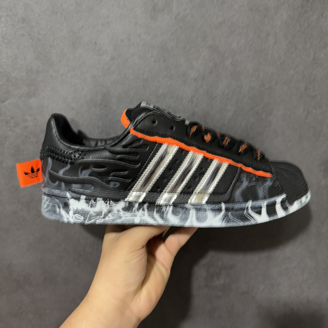 【公司级】Adidas Originals Superstar 2 贝壳头 2026全新版本 贝壳头官方同步 渠道正品订单 诠释市场最高工艺水平 贝壳头经典小白板鞋 专柜上架同步配色 全鞋进口头层皮料打造。区别市面普通真标版本，进出专柜无压力 货号： KI5306 尺码： 35 36 36.5 37.5 38 38.5 39 40-选品中心
