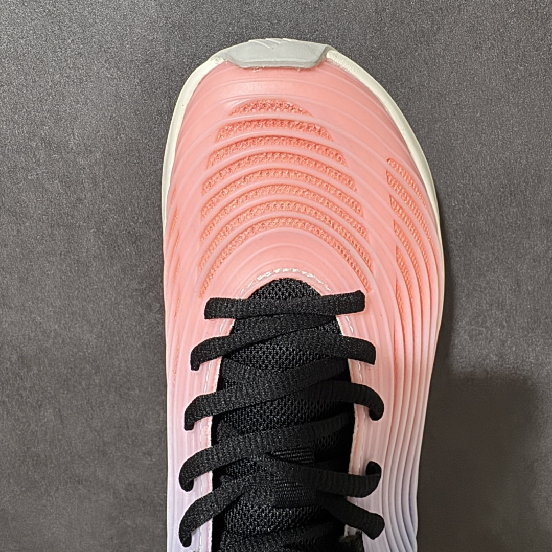 图片[5]-【公司级】AD Purechill V2 防滑耐磨休闲运动跑鞋 阿迪达斯（adidas） 26新款Pur echill夏季轻便透气舒适支撑防滑一脚蹬运动休闲鞋 中底技术‌：搭载 ‌CLOUDFOAM‌ 缓震材料。主打“软糯”脚感，能有效吸收行走时的冲击力，提供柔和的支撑。‌鞋面设计‌：通常采用透气网眼织物或轻质合成材质，强调轻盈和夏季穿着的通风性。日常通勤、轻运动、休闲逛街。属于入门级舒适鞋款，非专业竞速或高强度训练鞋。 货号： KI2231/KI0611/KI1092/KI6901/KI3103/KI6602/KI0286/KI6612/KI0033 尺码：36-45带半码-选品中心