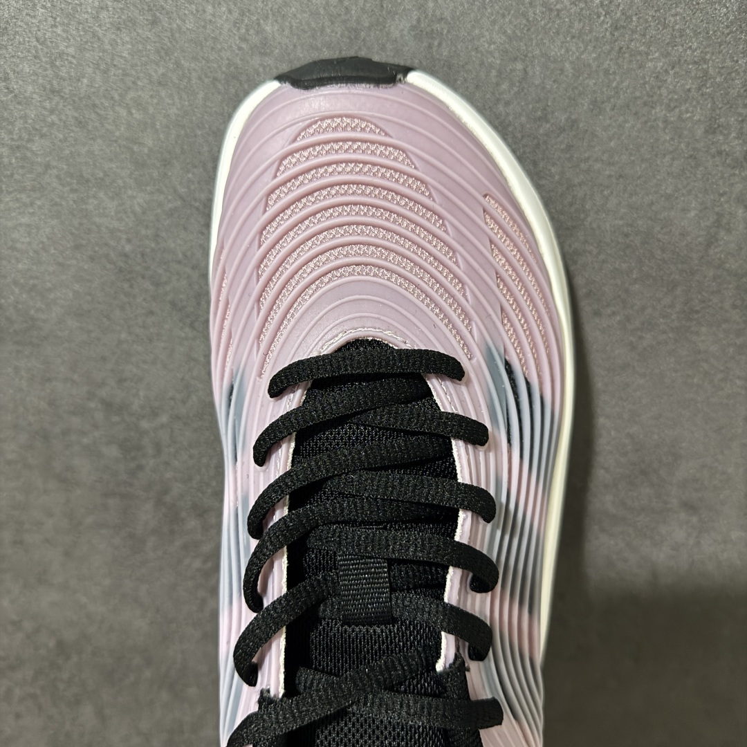 图片[5]-【公司级】AD Purechill V2 防滑耐磨休闲运动跑鞋 阿迪达斯（adidas） 26新款Pur echill夏季轻便透气舒适支撑防滑一脚蹬运动休闲鞋 中底技术‌：搭载 ‌CLOUDFOAM‌ 缓震材料。主打“软糯”脚感，能有效吸收行走时的冲击力，提供柔和的支撑。‌鞋面设计‌：通常采用透气网眼织物或轻质合成材质，强调轻盈和夏季穿着的通风性。日常通勤、轻运动、休闲逛街。属于入门级舒适鞋款，非专业竞速或高强度训练鞋。 货号： KI2231/KI0611/KI1092/KI6901/KI3103/KI6602/KI0286/KI6612/KI0033 尺码：36-45带半码-选品中心