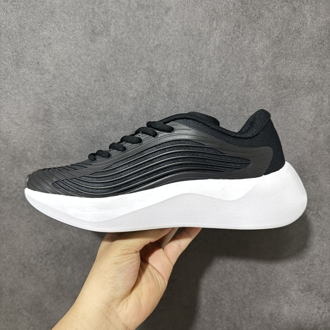 图片[2]-【公司级】AD Purechill V2 防滑耐磨休闲运动跑鞋 阿迪达斯（adidas） 26新款Pur echill夏季轻便透气舒适支撑防滑一脚蹬运动休闲鞋 中底技术‌：搭载 ‌CLOUDFOAM‌ 缓震材料。主打“软糯”脚感，能有效吸收行走时的冲击力，提供柔和的支撑。‌鞋面设计‌：通常采用透气网眼织物或轻质合成材质，强调轻盈和夏季穿着的通风性。日常通勤、轻运动、休闲逛街。属于入门级舒适鞋款，非专业竞速或高强度训练鞋。 货号： KI2231/KI0611/KI1092/KI6901/KI3103/KI6602/KI0286/KI6612/KI0033 尺码：36-45带半码-选品中心