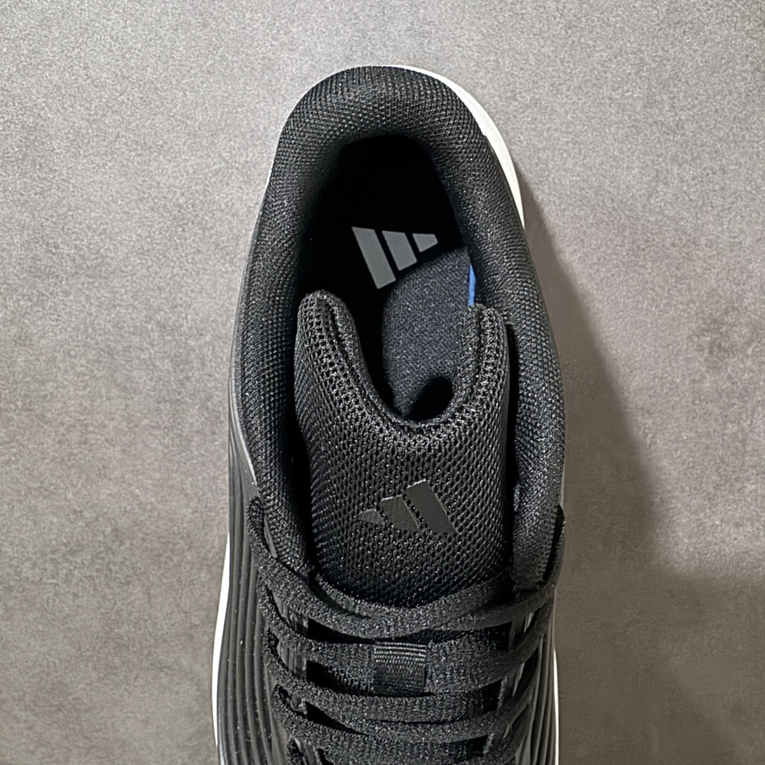 图片[6]-【公司级】AD Purechill V2 防滑耐磨休闲运动跑鞋 阿迪达斯（adidas） 26新款Pur echill夏季轻便透气舒适支撑防滑一脚蹬运动休闲鞋 中底技术‌：搭载 ‌CLOUDFOAM‌ 缓震材料。主打“软糯”脚感，能有效吸收行走时的冲击力，提供柔和的支撑。‌鞋面设计‌：通常采用透气网眼织物或轻质合成材质，强调轻盈和夏季穿着的通风性。日常通勤、轻运动、休闲逛街。属于入门级舒适鞋款，非专业竞速或高强度训练鞋。 货号： KI2231/KI0611/KI1092/KI6901/KI3103/KI6602/KI0286/KI6612/KI0033 尺码：36-45带半码-选品中心