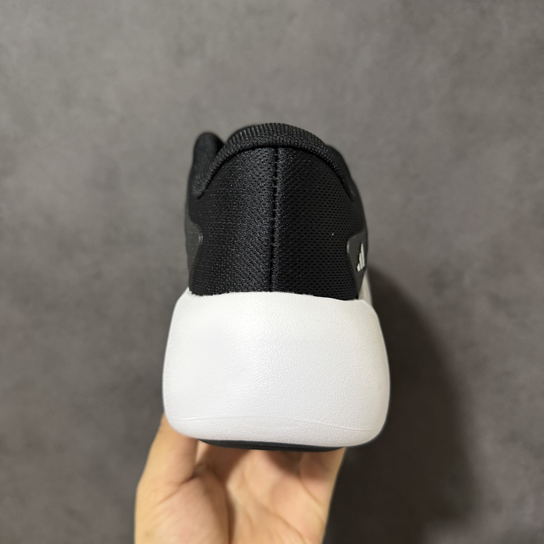 图片[4]-【公司级】AD Purechill V2 防滑耐磨休闲运动跑鞋 阿迪达斯（adidas） 26新款Pur echill夏季轻便透气舒适支撑防滑一脚蹬运动休闲鞋 中底技术‌：搭载 ‌CLOUDFOAM‌ 缓震材料。主打“软糯”脚感，能有效吸收行走时的冲击力，提供柔和的支撑。‌鞋面设计‌：通常采用透气网眼织物或轻质合成材质，强调轻盈和夏季穿着的通风性。日常通勤、轻运动、休闲逛街。属于入门级舒适鞋款，非专业竞速或高强度训练鞋。 货号： KI2231/KI0611/KI1092/KI6901/KI3103/KI6602/KI0286/KI6612/KI0033 尺码：36-45带半码-选品中心