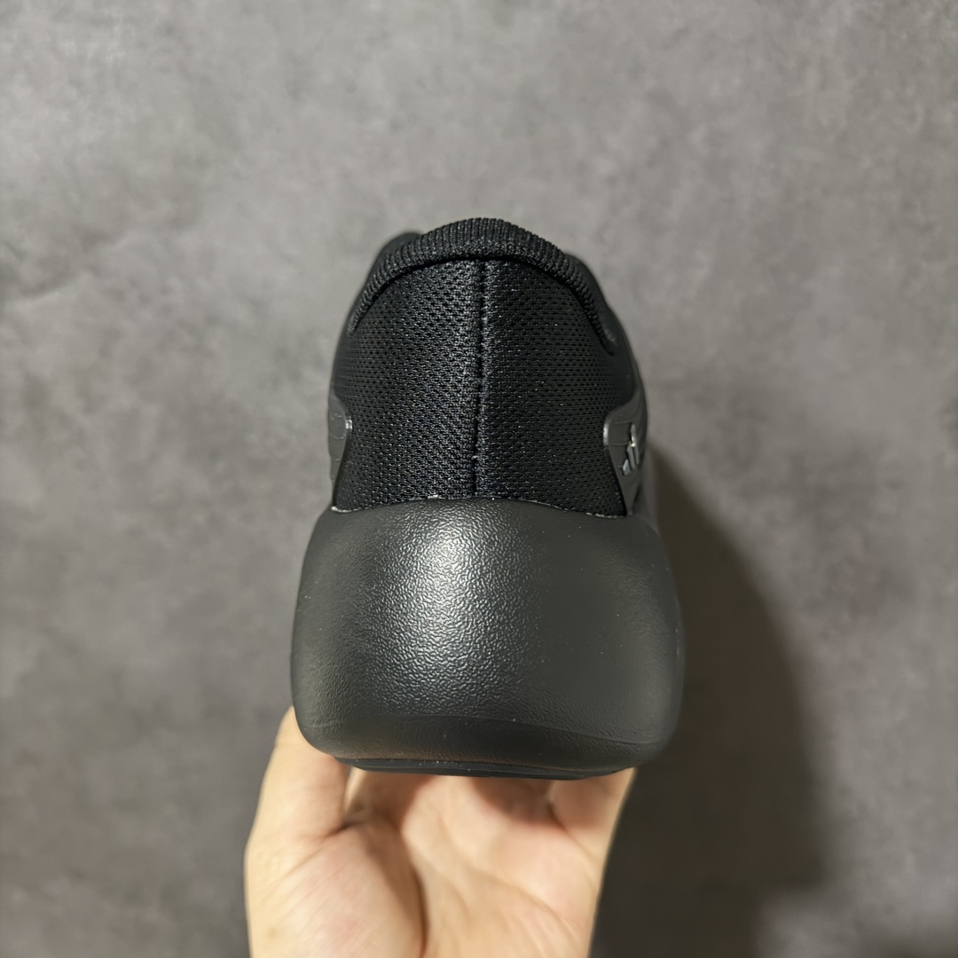 图片[4]-【公司级】AD Purechill V2 防滑耐磨休闲运动跑鞋 阿迪达斯（adidas） 26新款Pur echill夏季轻便透气舒适支撑防滑一脚蹬运动休闲鞋 中底技术‌：搭载 ‌CLOUDFOAM‌ 缓震材料。主打“软糯”脚感，能有效吸收行走时的冲击力，提供柔和的支撑。‌鞋面设计‌：通常采用透气网眼织物或轻质合成材质，强调轻盈和夏季穿着的通风性。日常通勤、轻运动、休闲逛街。属于入门级舒适鞋款，非专业竞速或高强度训练鞋。 货号： KI2231/KI0611/KI1092/KI6901/KI3103/KI6602/KI0286/KI6612/KI0033 尺码：36-45带半码-选品中心